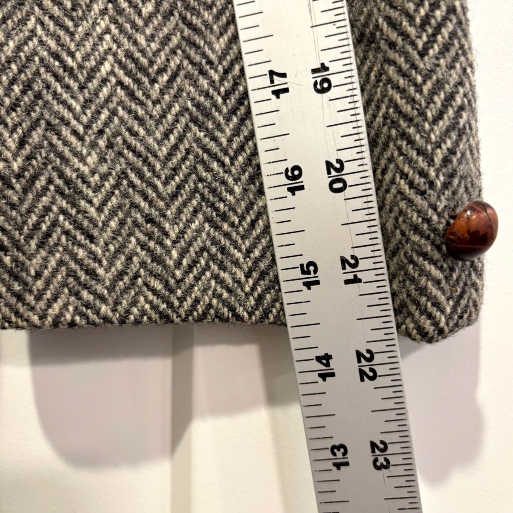 CO VINTAGE Dunn & Co Harris Tweed Blazer Grey Herringbone Wool Sport Coat Jacket 44R Mens Size 44R - 7 Thumbnail