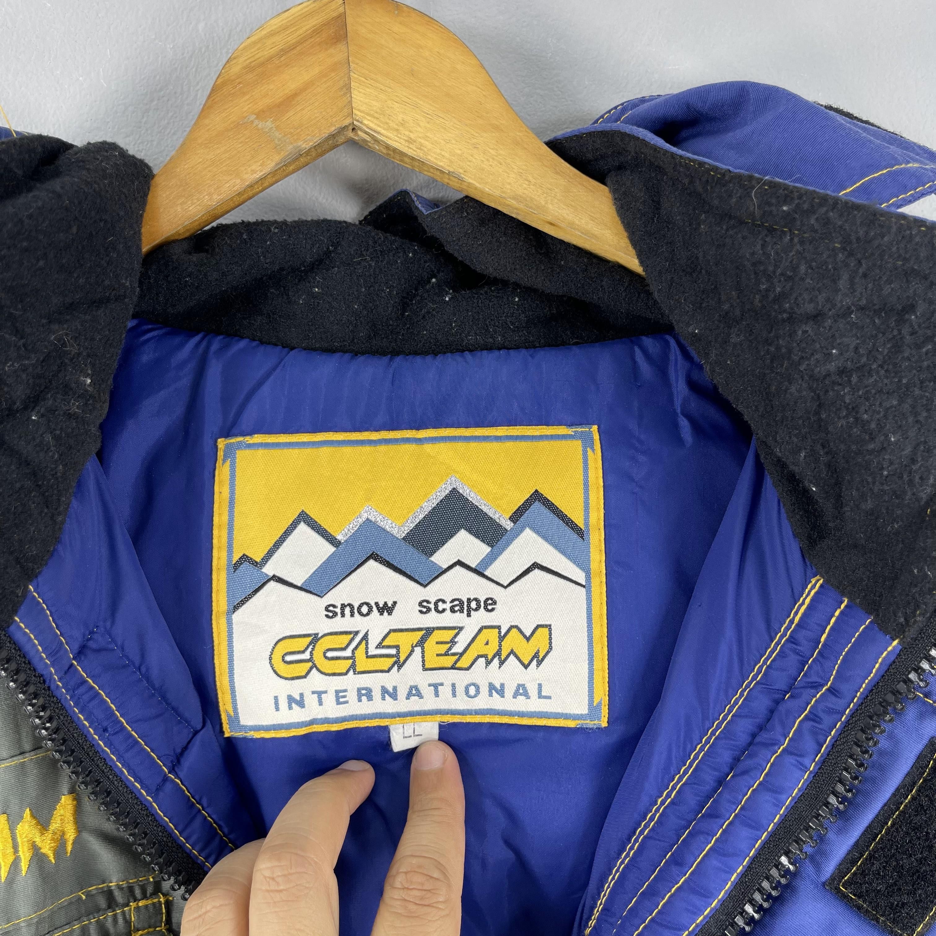 Vintage Vintage 90's CCL Team Utility Winter Ski Hoodie Jacket Size US L / EU 52-54 / 3 - 6 Thumbnail
