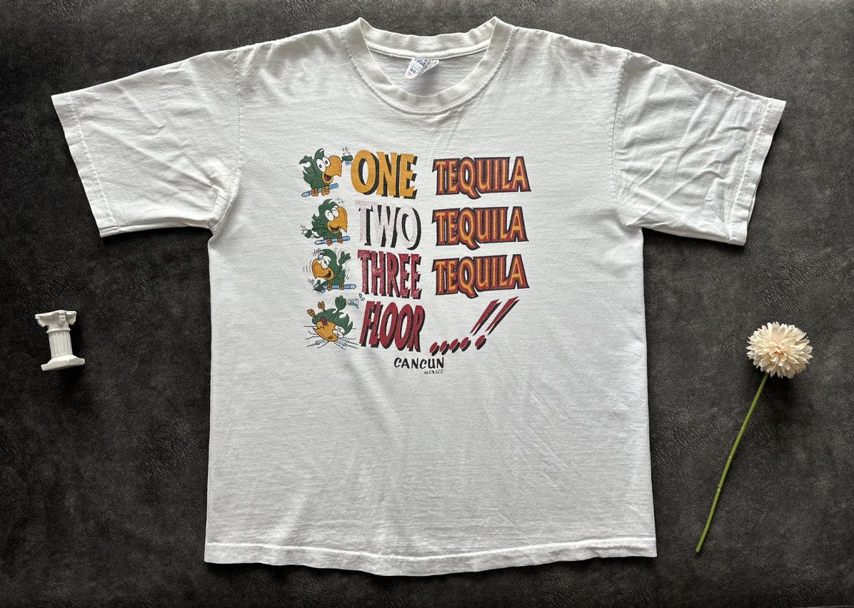 Vintage : One Two Three Tequila Cancun
