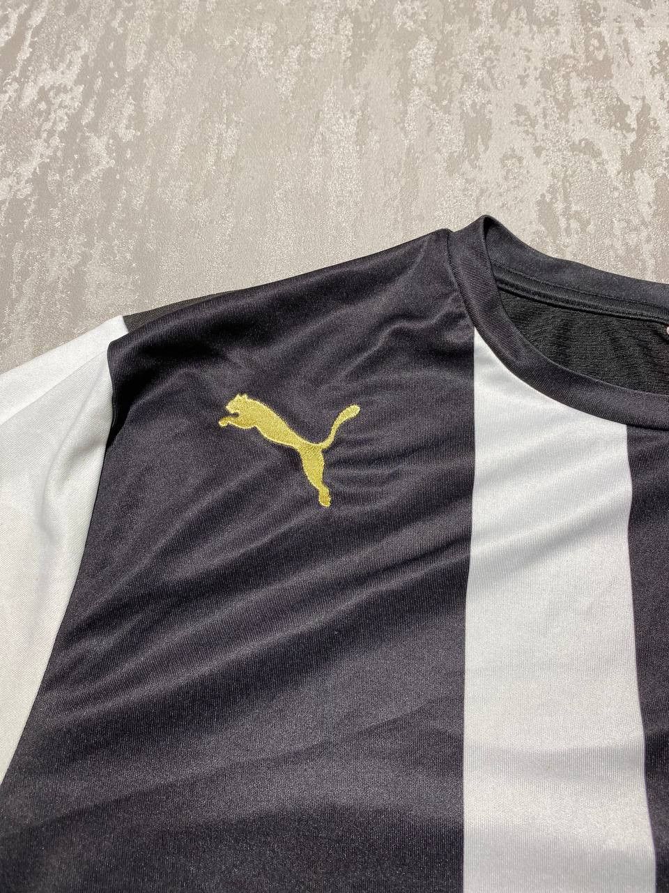 Puma × Vintage Vintage Newcastle United Home Kit 2011/12 Puma Jersey Size US XL / EU 56 / 4 - 4 Thumbnail