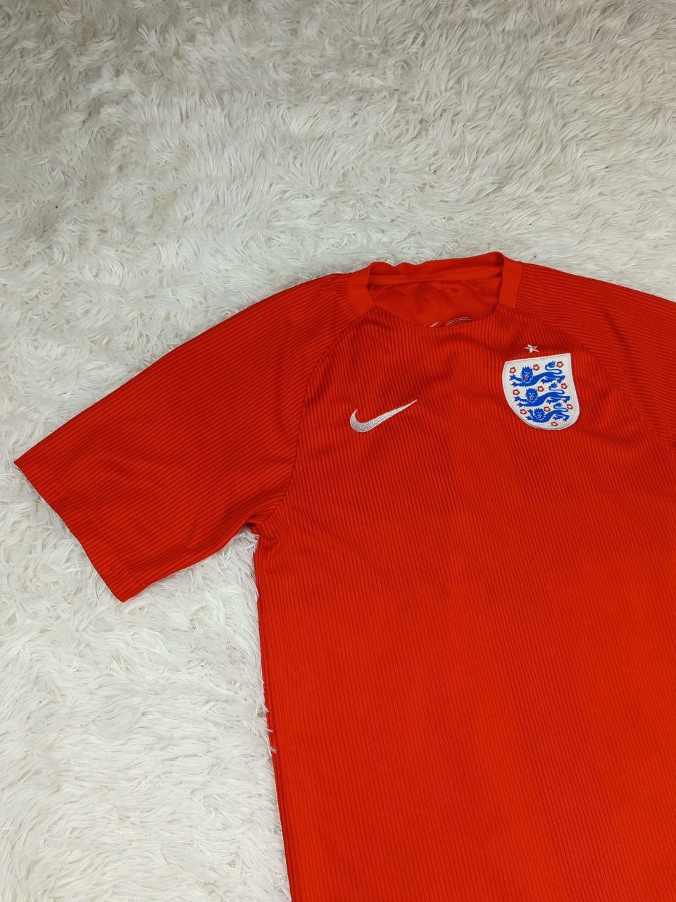 Nike Vintage Nike Soccer Jersey England 2014 Size US S / EU 44-46 / 1 - 2 Thumbnail