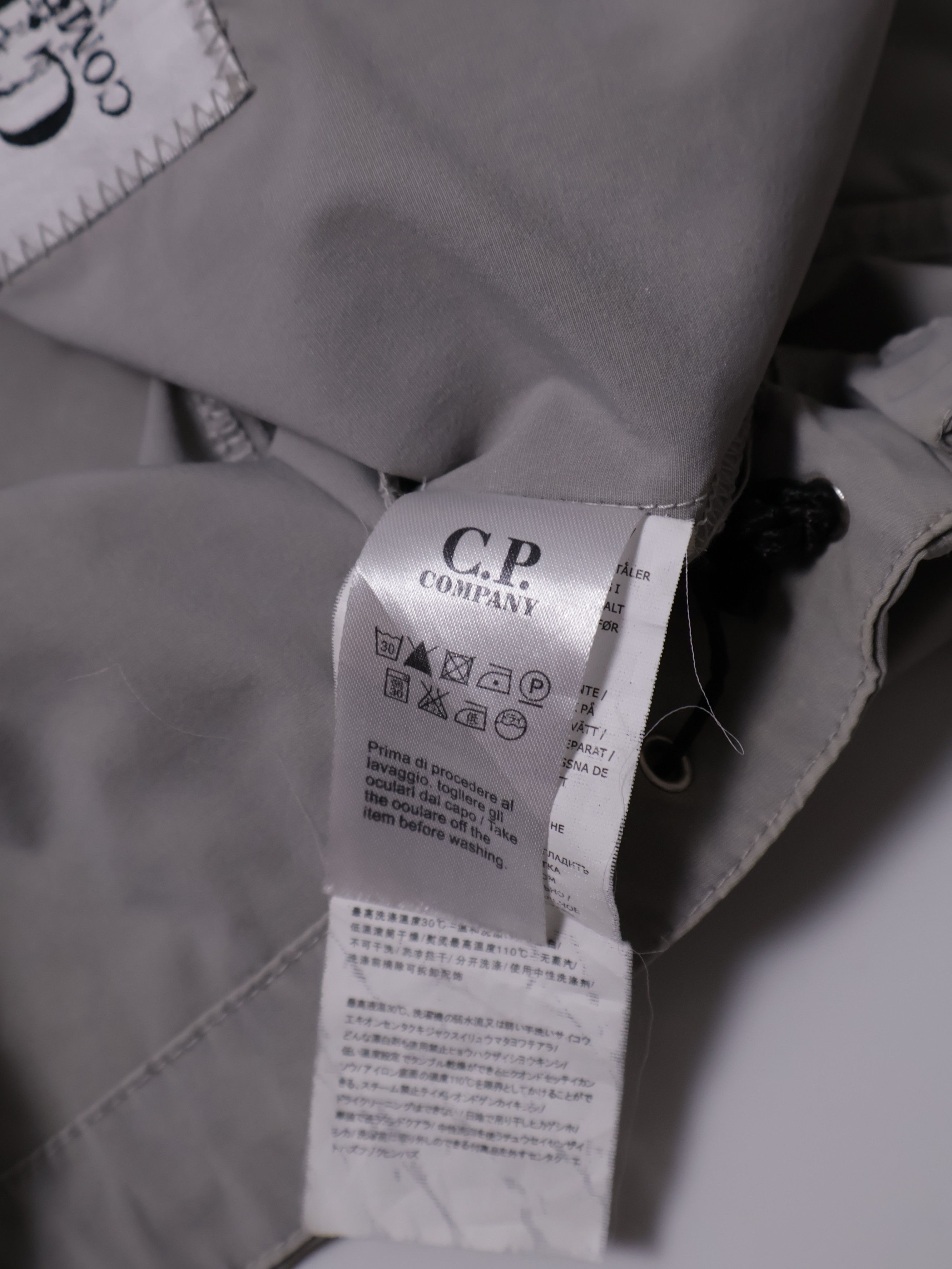 C.P. Company C.P. Company Nylon Jacket Size US XL / EU 56 / 4 - 6 Thumbnail