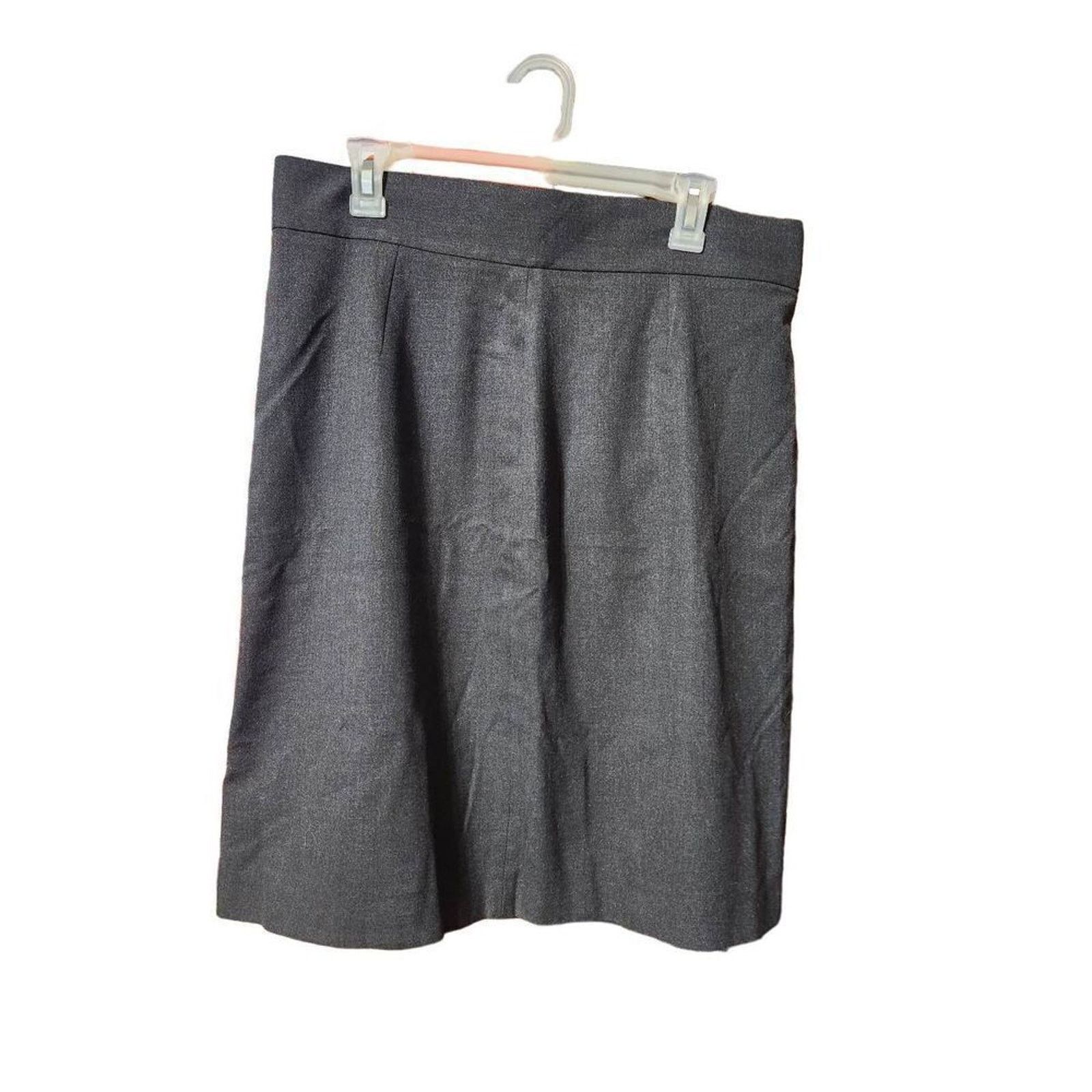 Brooks Brothers Brooks brothers skirt grey size 14 Size 36" / US 14 / IT 50 - 1 Thumbnail