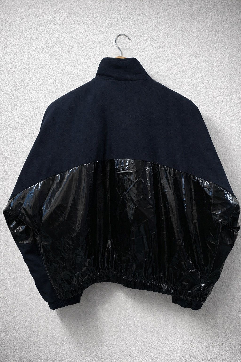 Nike Nike Black Puffer Jacket Glossy Panel Nylon Size S / US 4 / IT 40 - 2 Thumbnail