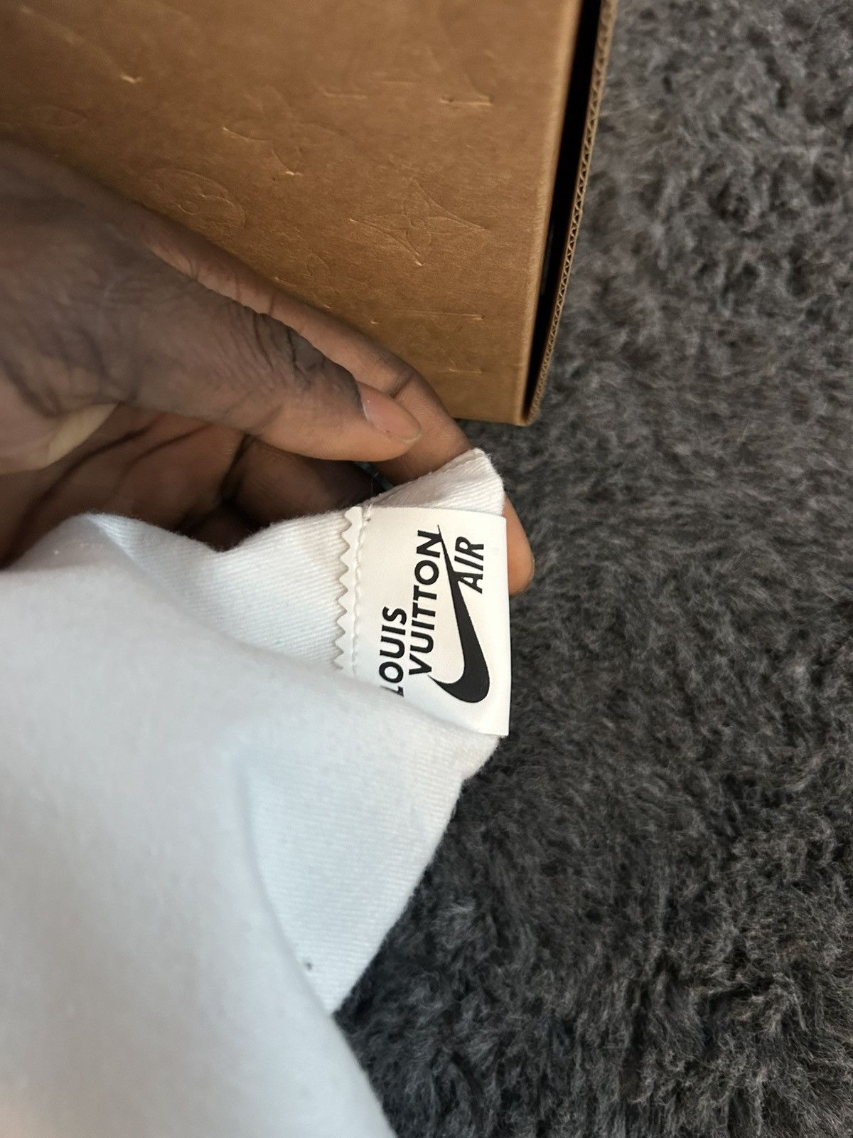 Louis Vuitton Louis Vuitton Nike White Monogram Low Top Air Force 1 Size US 9 / EU 42 - 21 Thumbnail