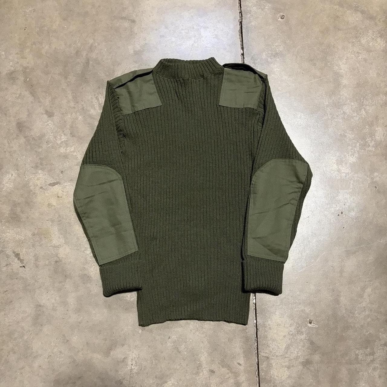 Vintage Vintage DCSP Military Sweater Ribbed Knit Army Olive Green Size US L / EU 52-54 / 3 - 4 Thumbnail