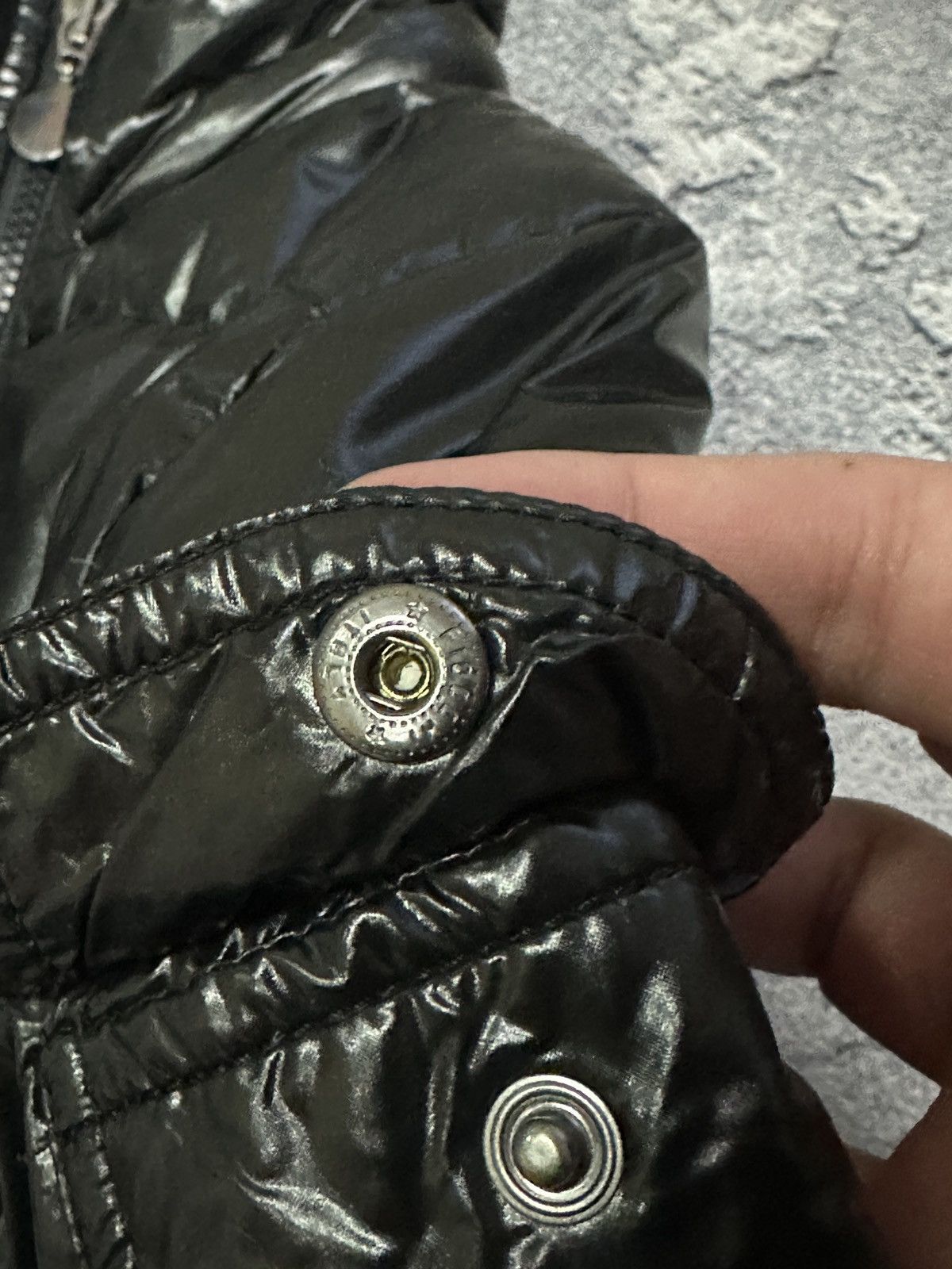 Moncler Authentic Moncler Maya Giubbotto Kids Down Jacket Black 10Y Size XXS / US 00 / IT 34 - 9 Thumbnail