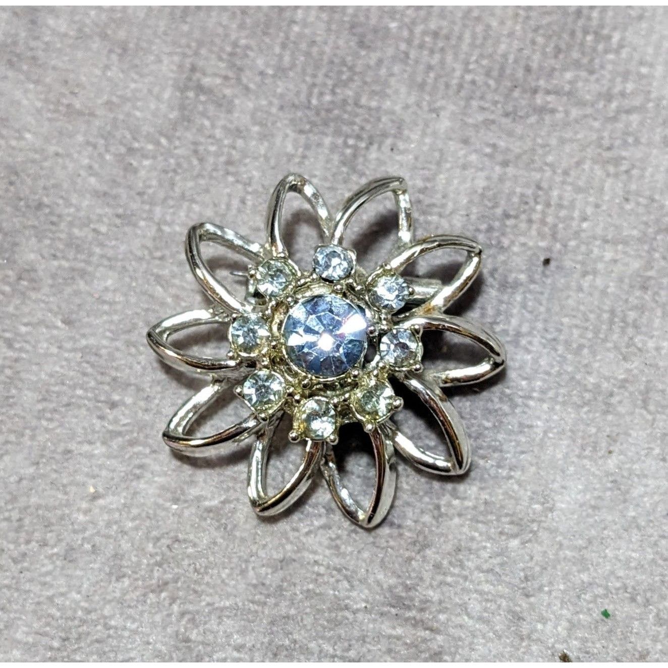 Other Vintage Blue And Silver Star Flower Rhinestone Brooch Size ONE SIZE - 4 Thumbnail