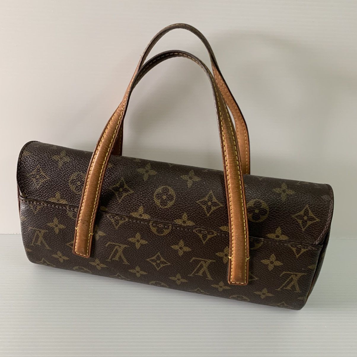 Louis Vuitton Louis Vuitton Monogram Handbag Size ONE SIZE - 2 Thumbnail