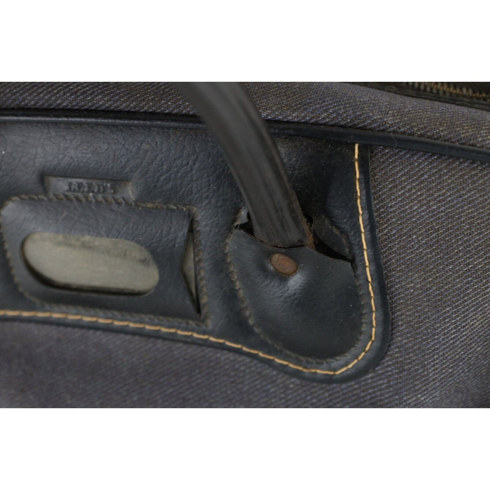 Vintage Vintage Original Leeds Cold War Era US Air Force Handled Bag Size ONE SIZE - 5 Thumbnail