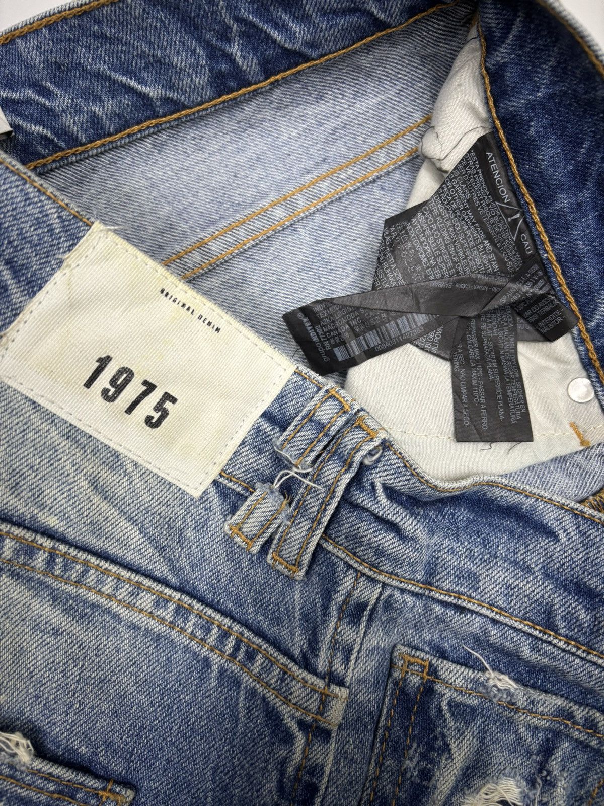 Le Grande Bleu (L.G.B.) ZARA ACID WASH DISTRESSED DENIM JEANS Size US 30 / EU 46 - 11 Thumbnail