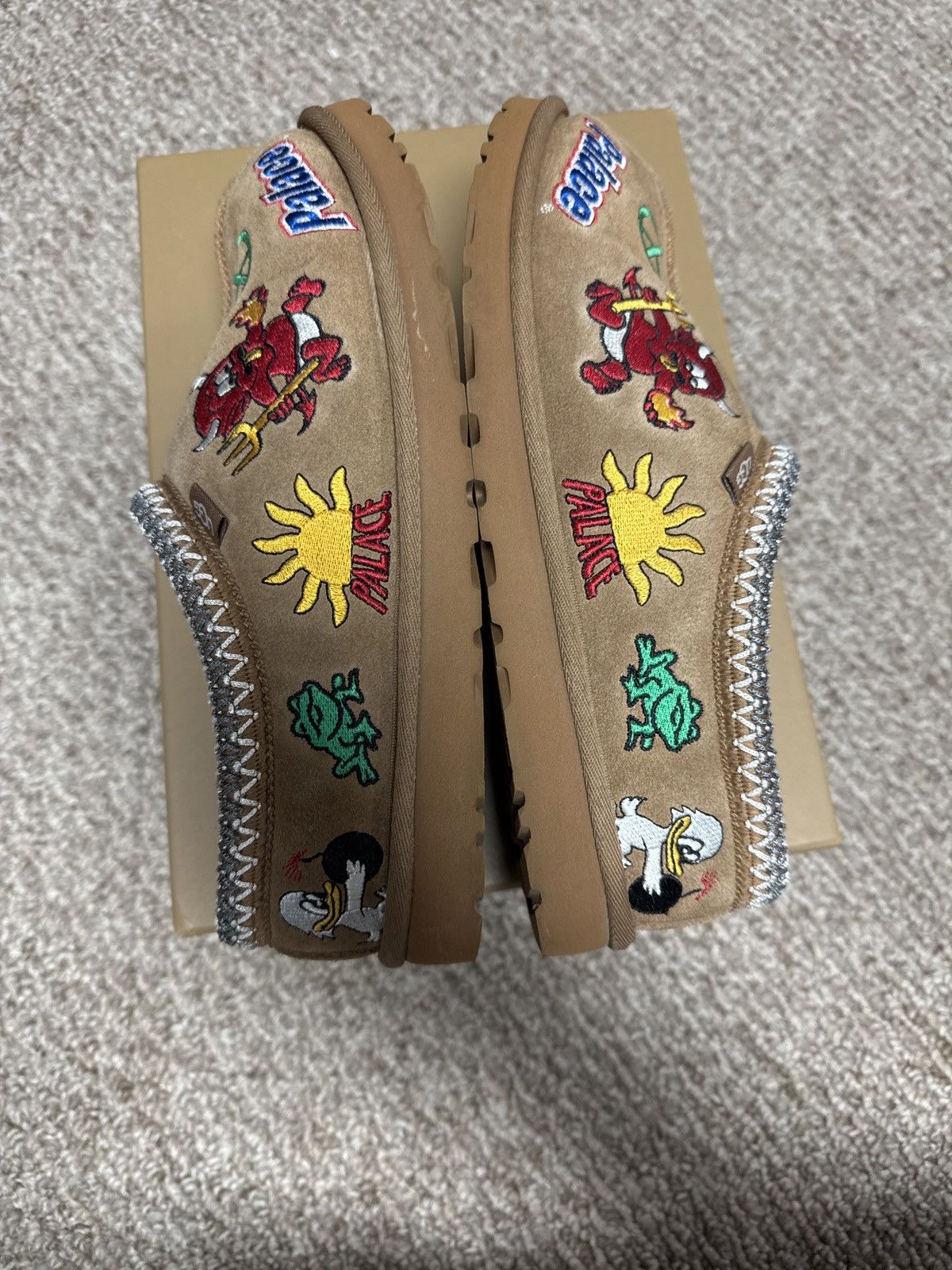 Palace × Ugg Palace x Ugg Tasmans Size US 8 / EU 41 - 2 Thumbnail