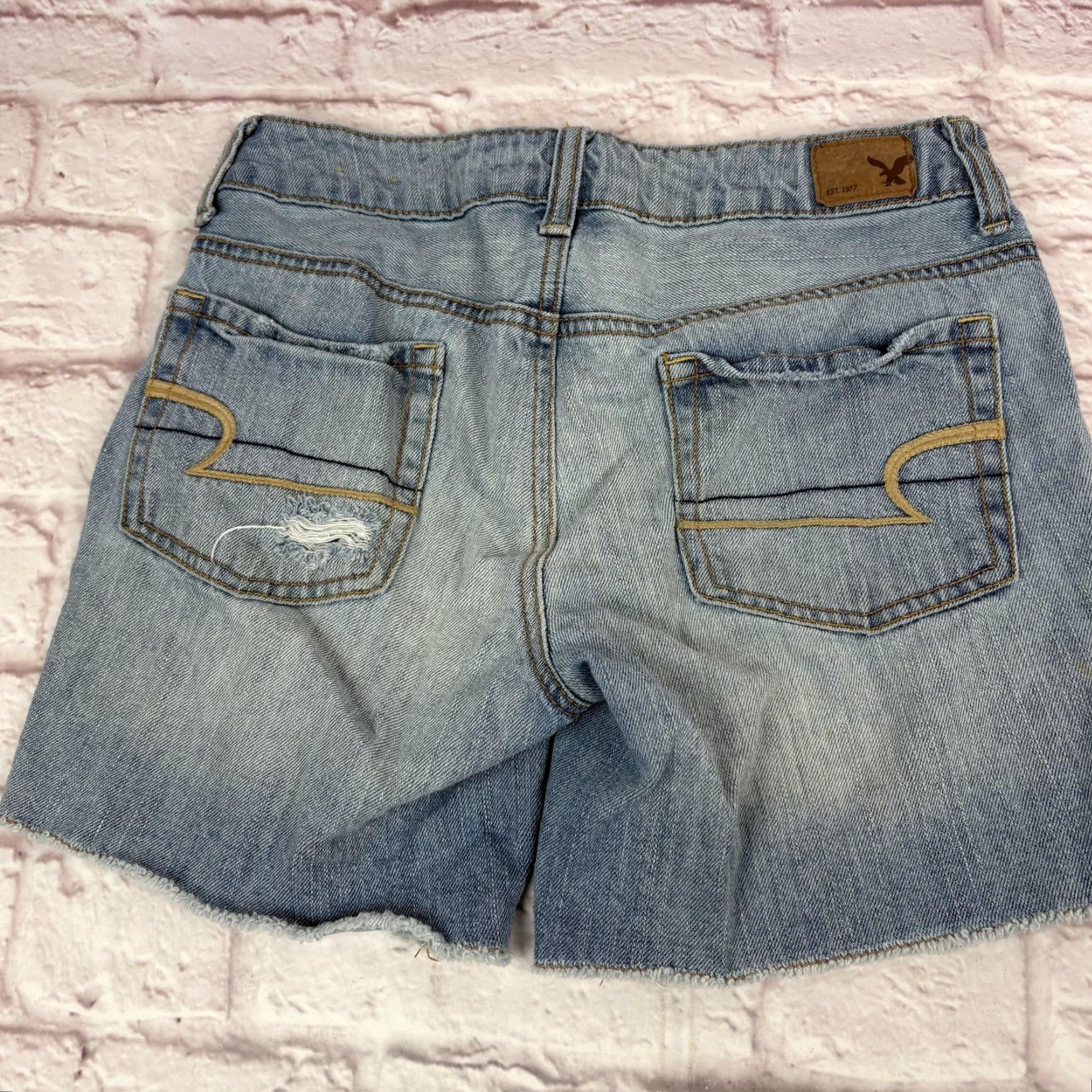American Eagle Outfitters American Eagle Outfitters Shorts Womens 00 Blue Boy Midi Distressed Denim Cutoff Size 24" / US 00 / IT 34 - 7 Thumbnail