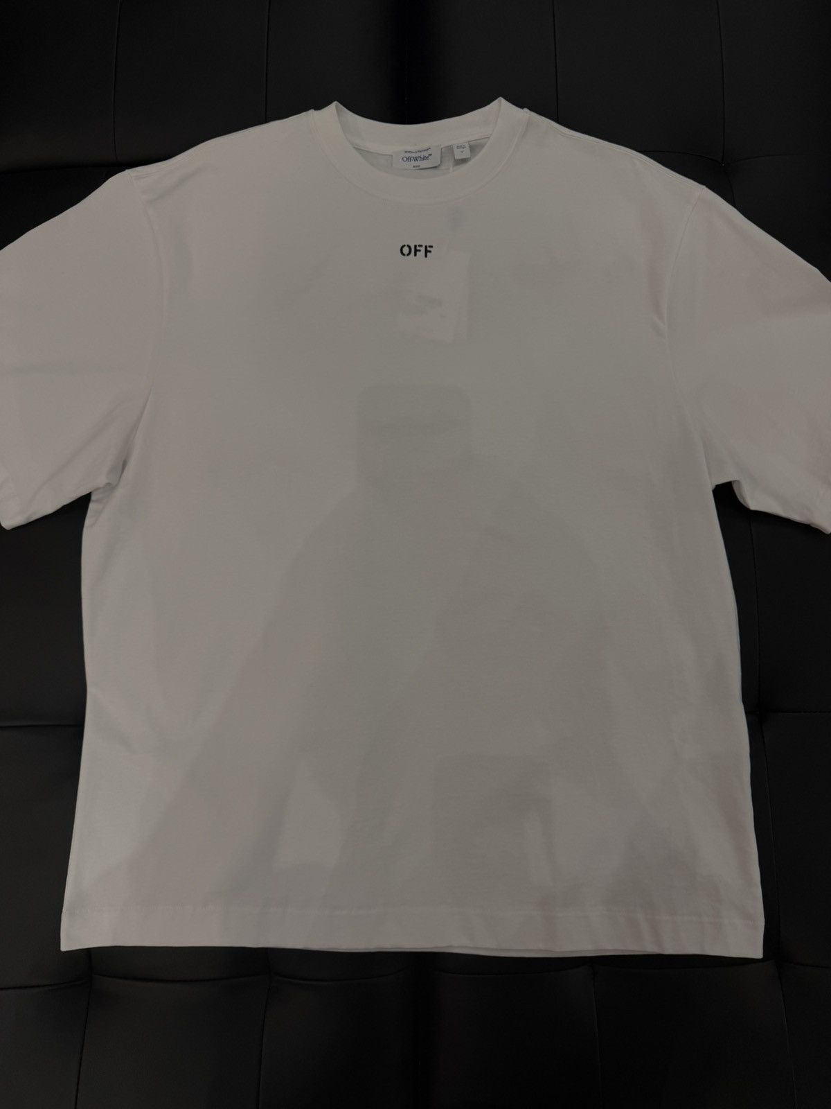 Off-White Size M - Off-White Spray Arrow T-Shirt White Size US M / EU 48-50 / 2 - 5 Thumbnail