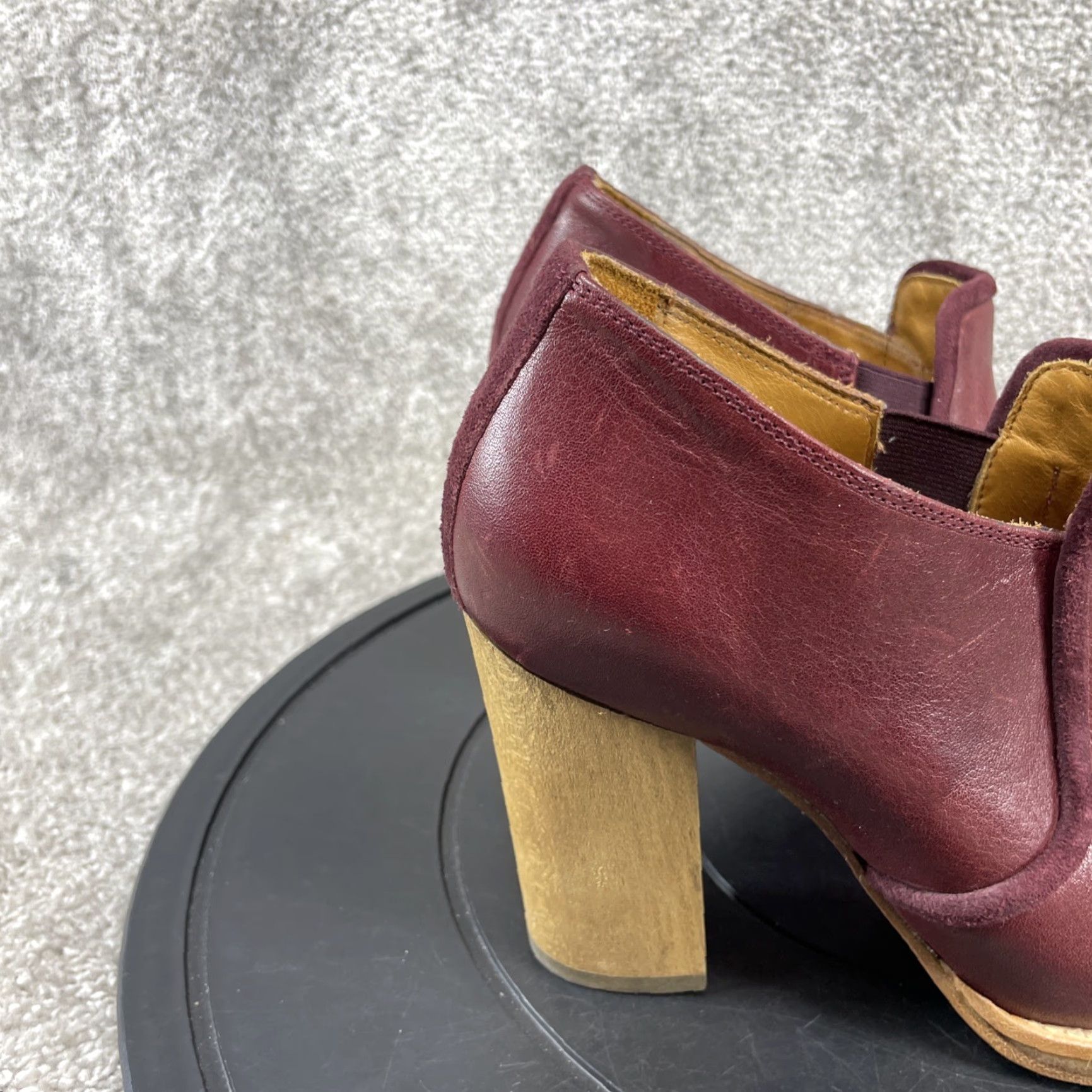 Isabel Marant VINTAGE Isabel Marant Women’s Boots Casual Party Leather Block Heel Slip-On 6.5 US Burgundy Size US 5 / IT 35 - 3 Thumbnail