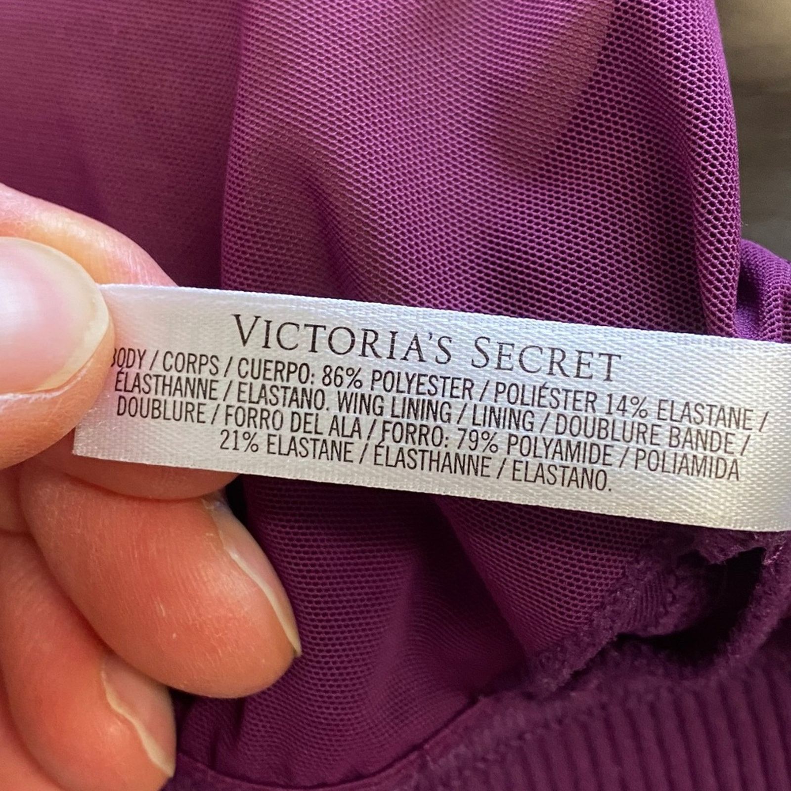 Victoria's Secret Victoria Sport Pullover Sports Multistrap Padding - Medium Size ONE SIZE - 4 Thumbnail