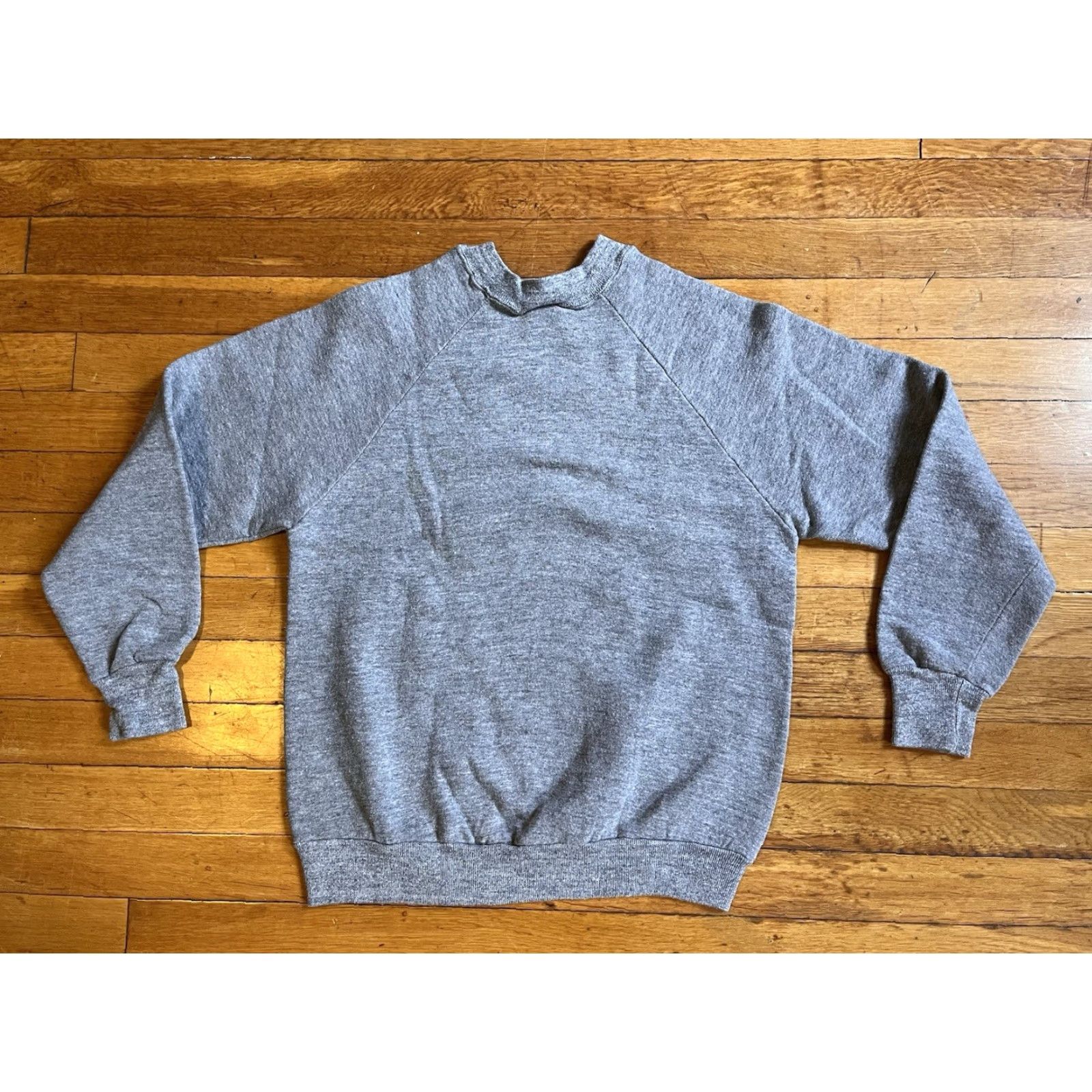 Vintage VINTAGE Ronald Reagan 1985 Inauguration Sweatshirt Men’s M Grey 80s Jerzees by Russell Graphic Print Crew Neck Raglan USA Flag 80s Classic Retro Size US S / EU 44-46 / 1 - 6 Thumbnail