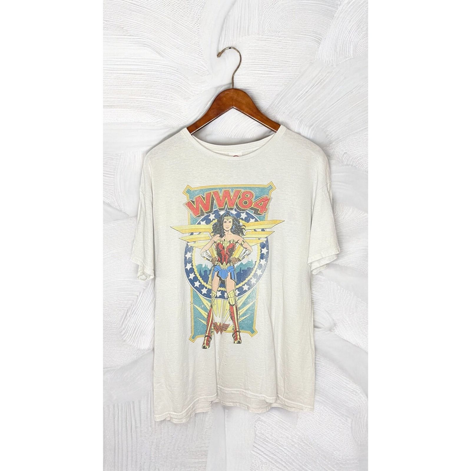 Delta Wonder Woman Size US L / EU 52-54 / 3 - 1 Thumbnail