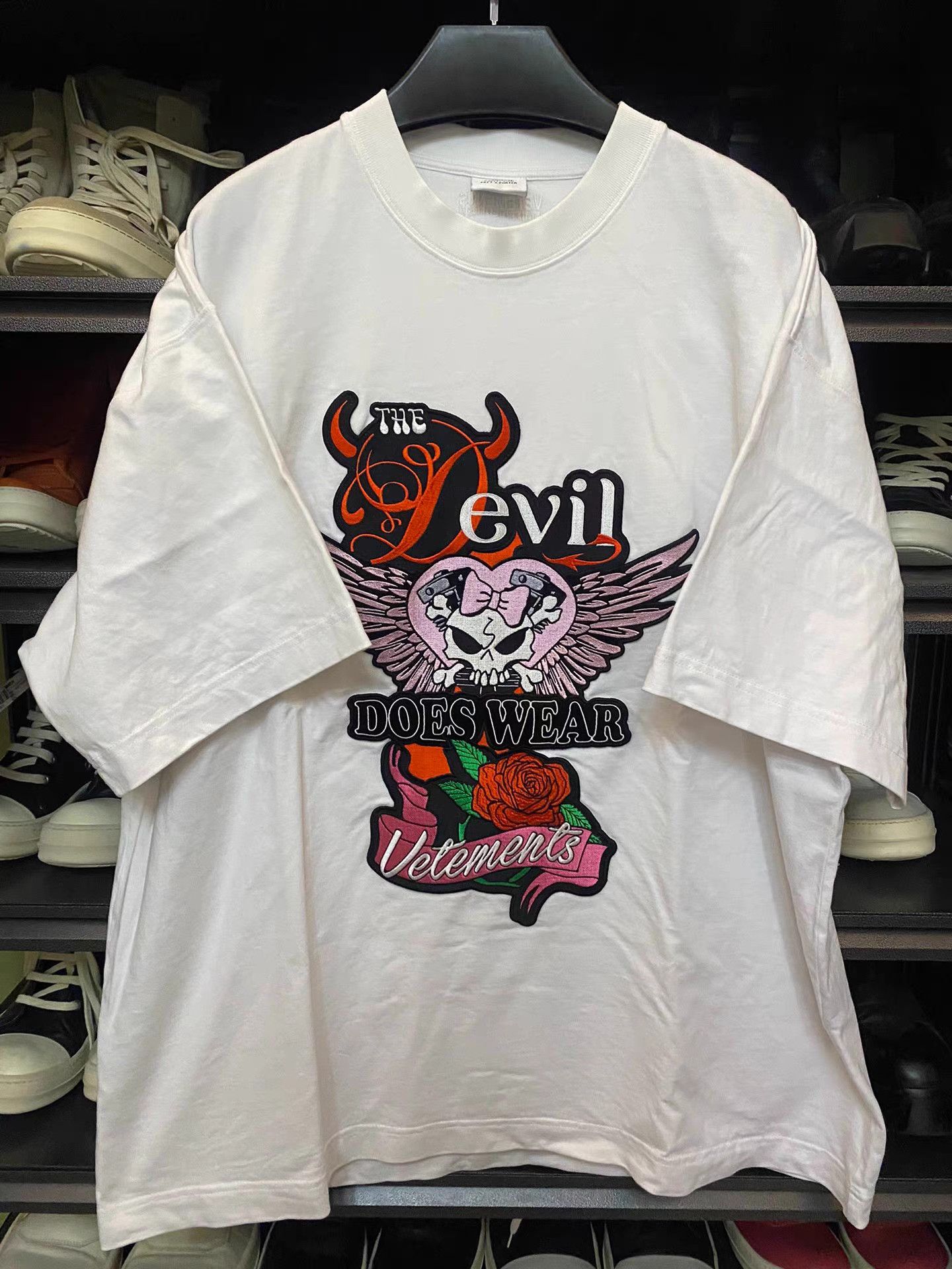 Vetements Vetements Embroidered T-shirt Size US M / EU 48-50 / 2 - 1 Thumbnail
