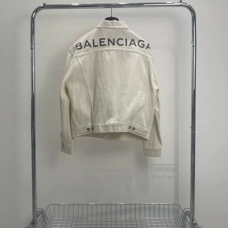 Other Balenciaga White Back Logo Denim Jacket Size XXS / US 00 / IT 34 - 2 Thumbnail