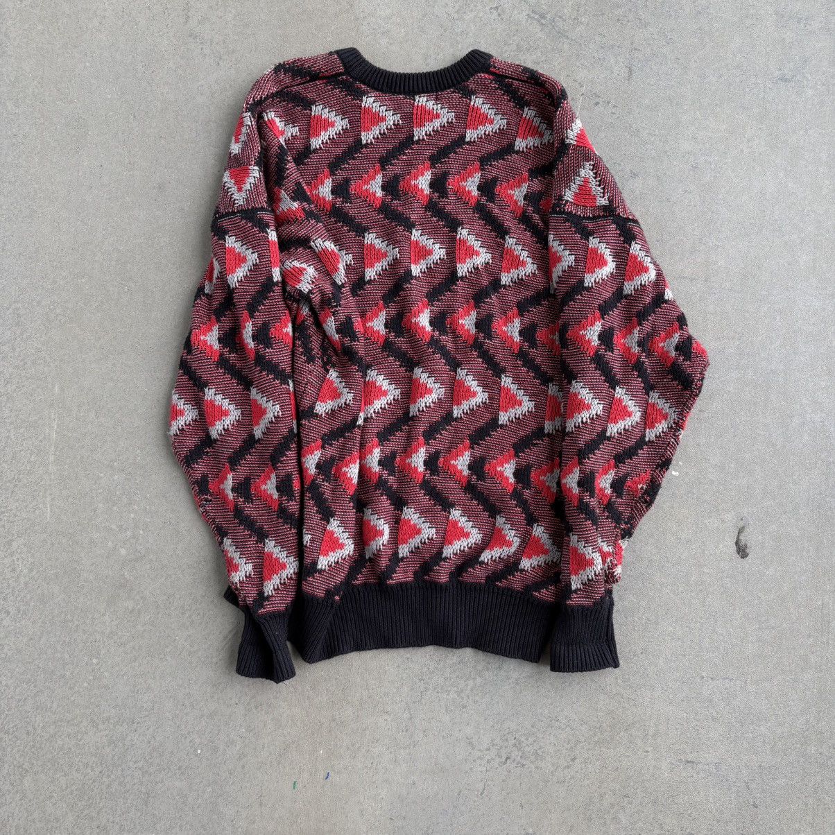 Corbin × Vintage Vintage 80's Red and Black Corbin Sweater 3D Coogi Style Size US L / EU 52-54 / 3 - 3 Thumbnail