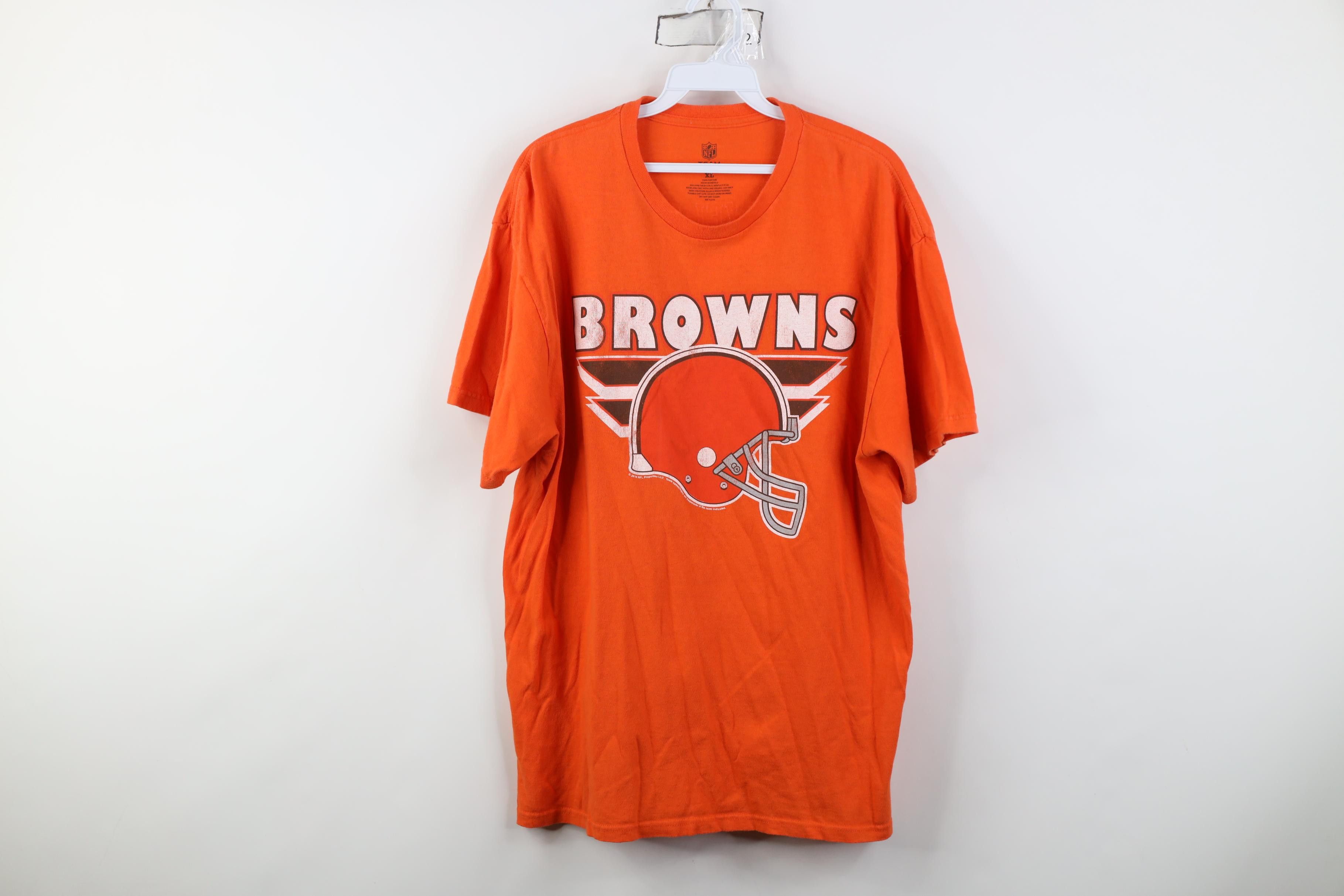 Vintage Retro Y2K NFL Cleveland Football T-Shirt Orange Cotton Size US XL / EU 56 / 4 - 1 Thumbnail