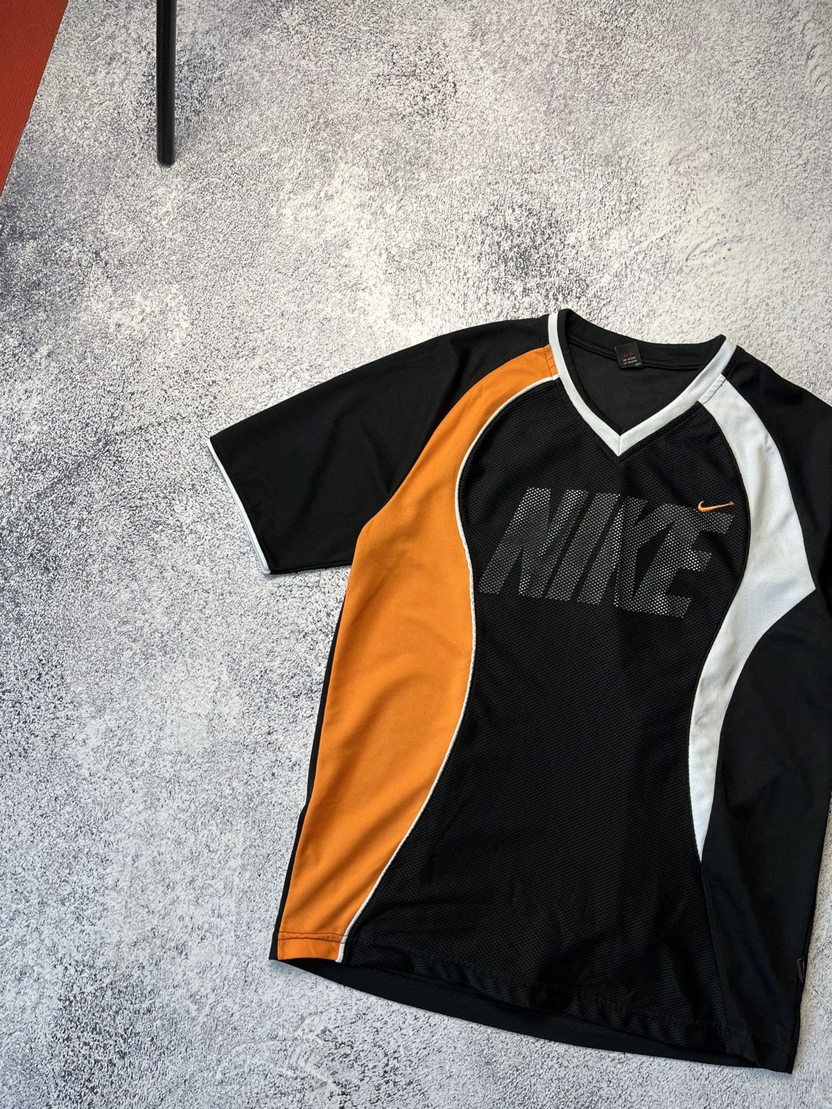 Nike 90's Nike swoosh T-shirt made in USA Drill Size US M / EU 48-50 / 2 - 2 Thumbnail