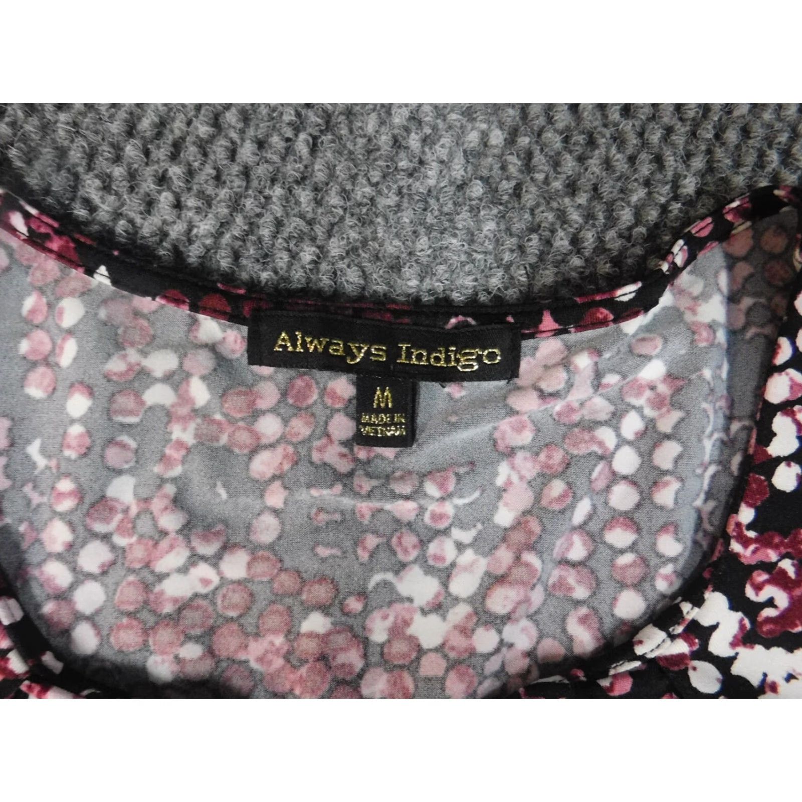 Vintage Always Indigo Blouse Shirt Womens Medium Purple Cap Sleeve Polka Dot Collared Pullover Short Sleeve Top Regular Fit Stretch Buttons Casual Classic Size M / US 6-8 / IT 42-44 - 5 Thumbnail