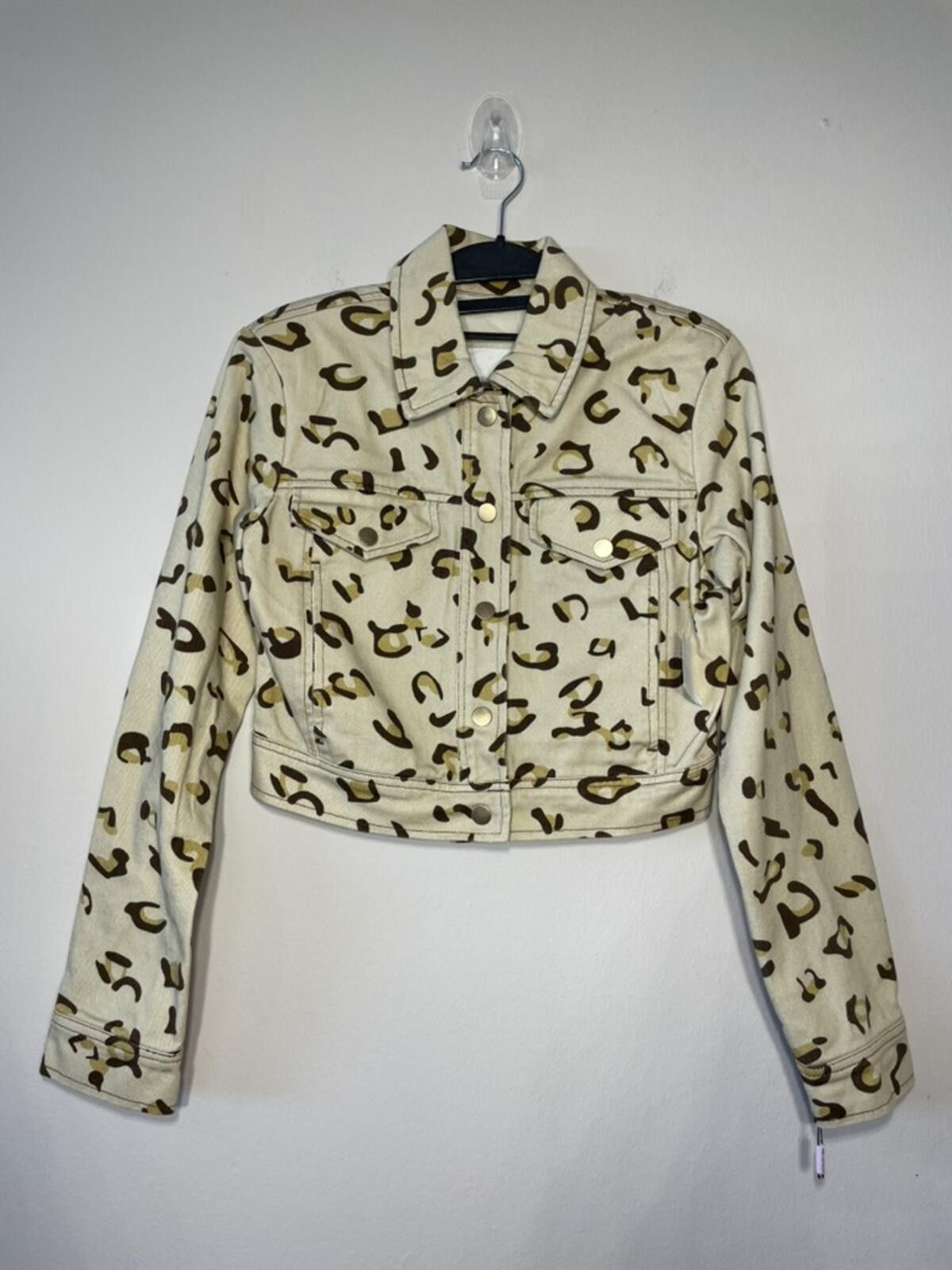 Other Avec Les Filles Leopard Cropped Denim Trucker Jacket New XS Size XS / US 0-2 / IT 36-38 - 1 Thumbnail
