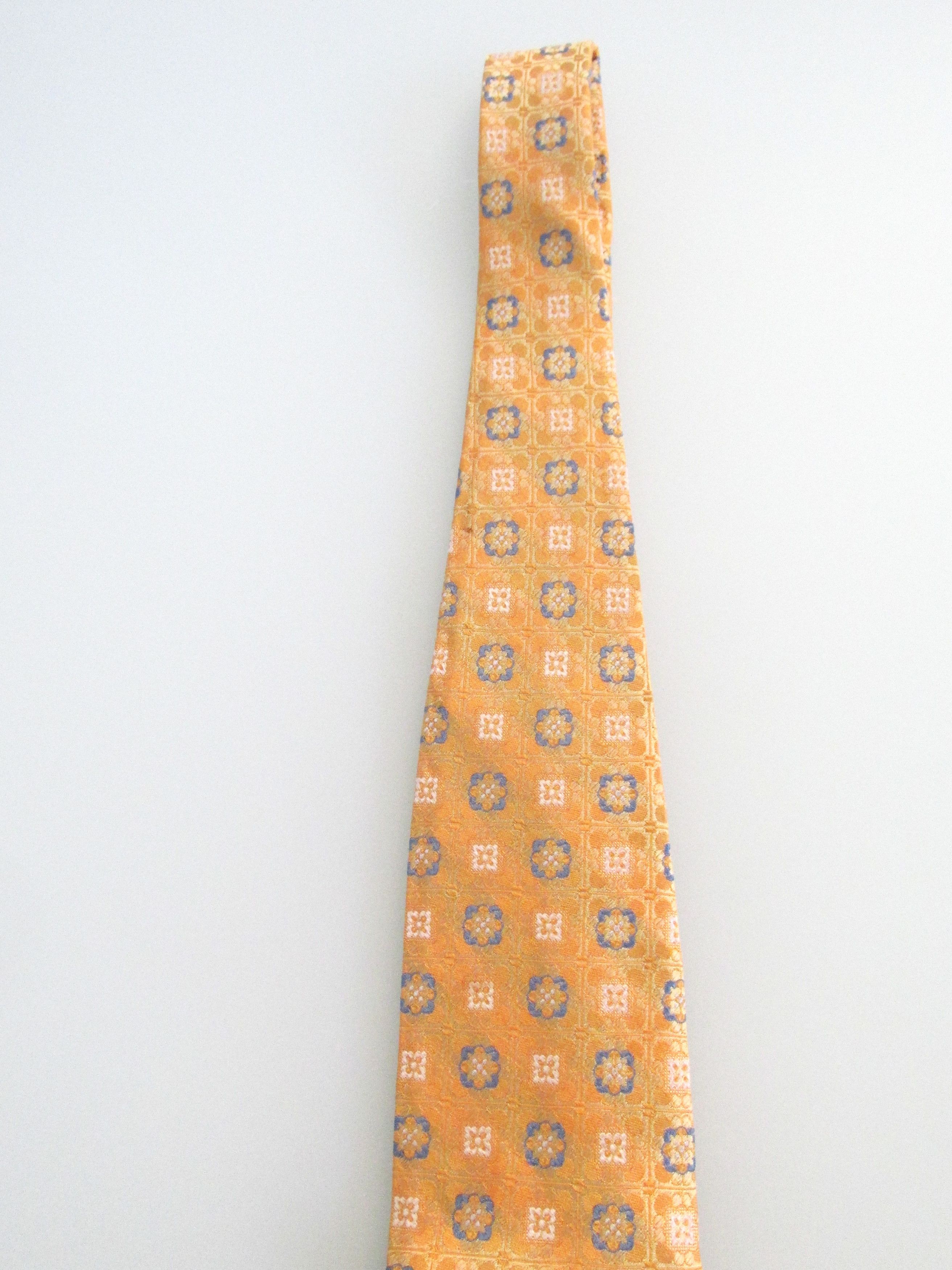 Saks Fifth Avenue Saks Fifth Avenue Men's Silk Tie Size ONE SIZE - 3 Thumbnail
