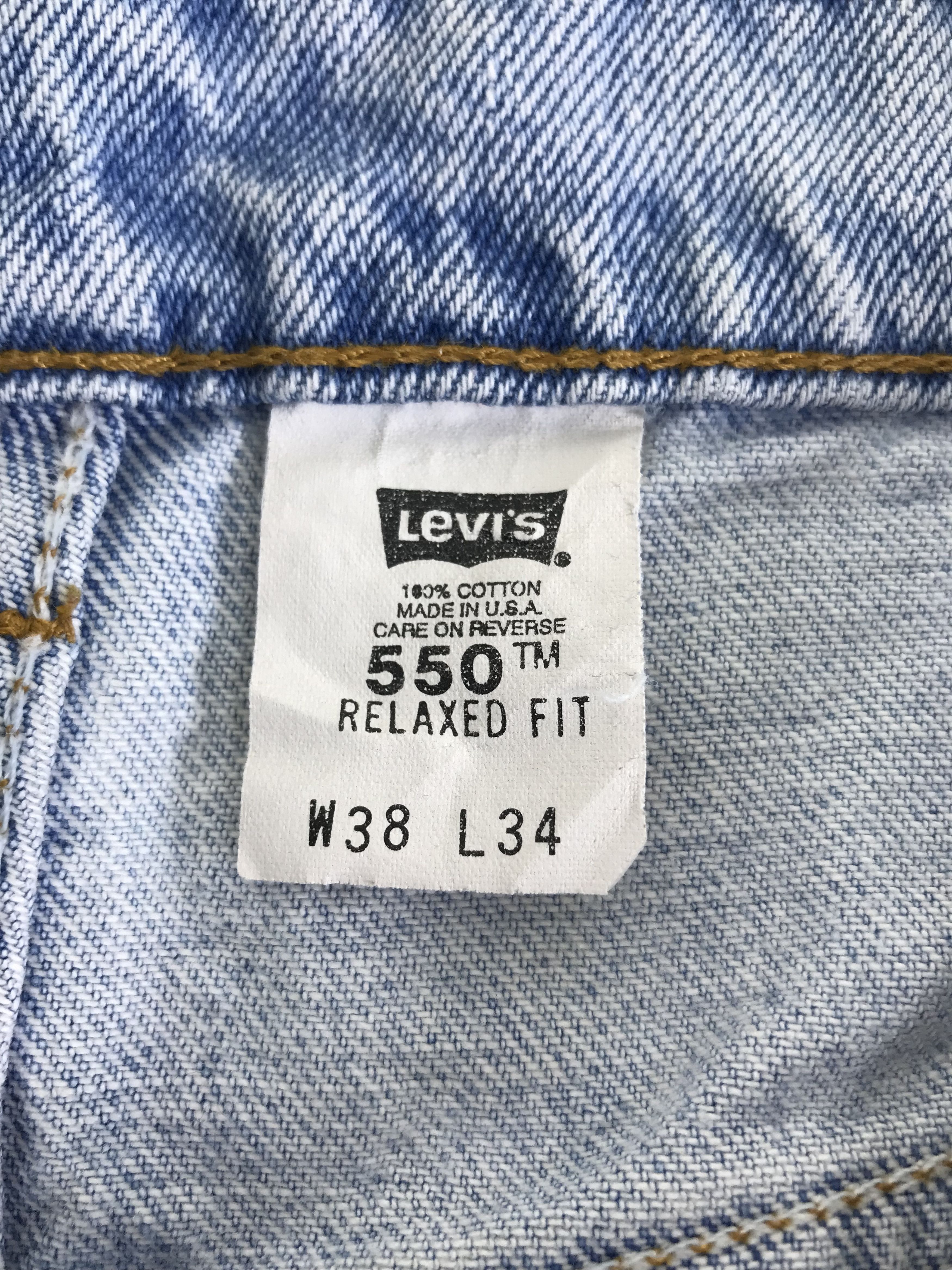 Levi's Vintage 90s Levi's 550 Relaxed Fit Jeans Light Wash Denim Size US 36 / EU 52 - 13 Thumbnail