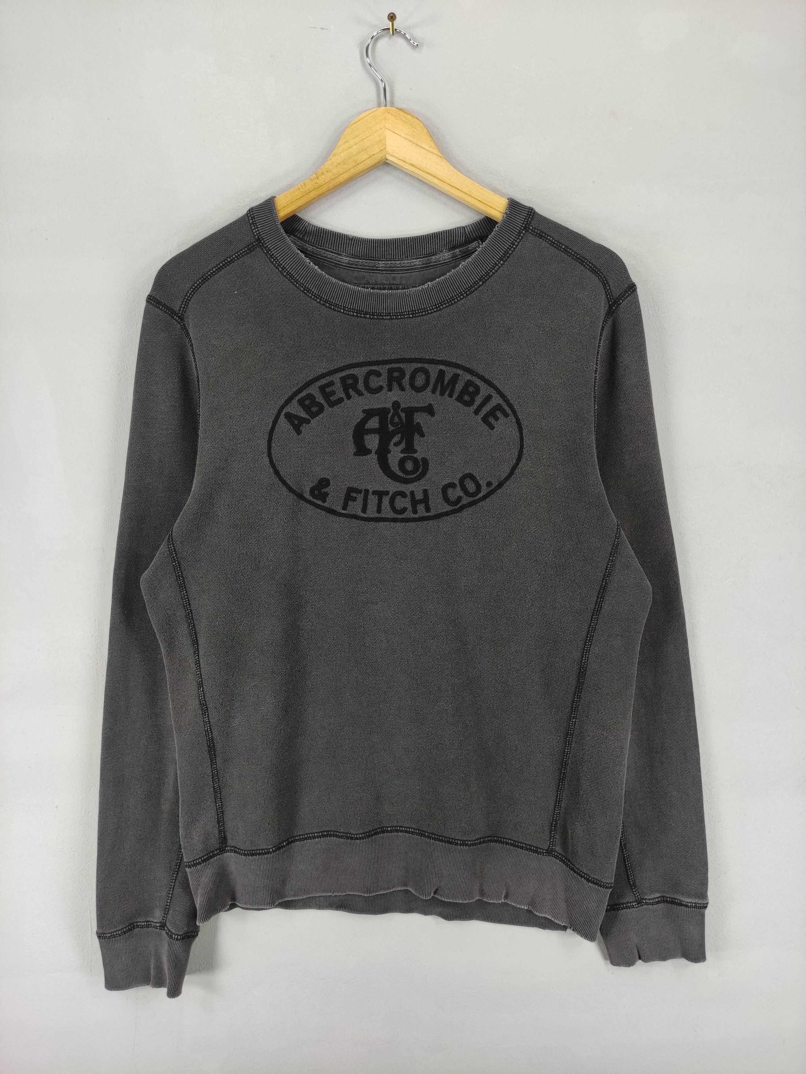 Abercrombie & Fitch Vintage Abercrombie&Fitch Distressed Sweatshirt Embroidered Size US S / EU 44-46 / 1 - 1 Thumbnail