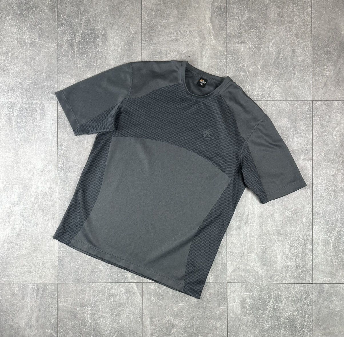 Other Lowe Alpine Dry Zone Outdoor Polyester Small Logo T-Shirt Size US L / EU 52-54 / 3 - 1 Thumbnail