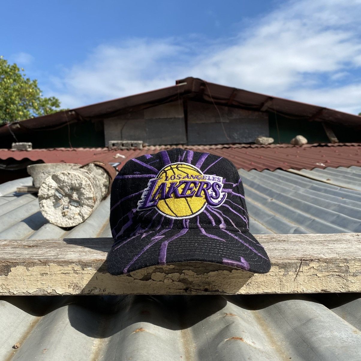 NBA 90’s VINTAGE RARE LA LAKERS COLLISION SNAPBACK BY STARTER Size ONE SIZE - 1 Thumbnail