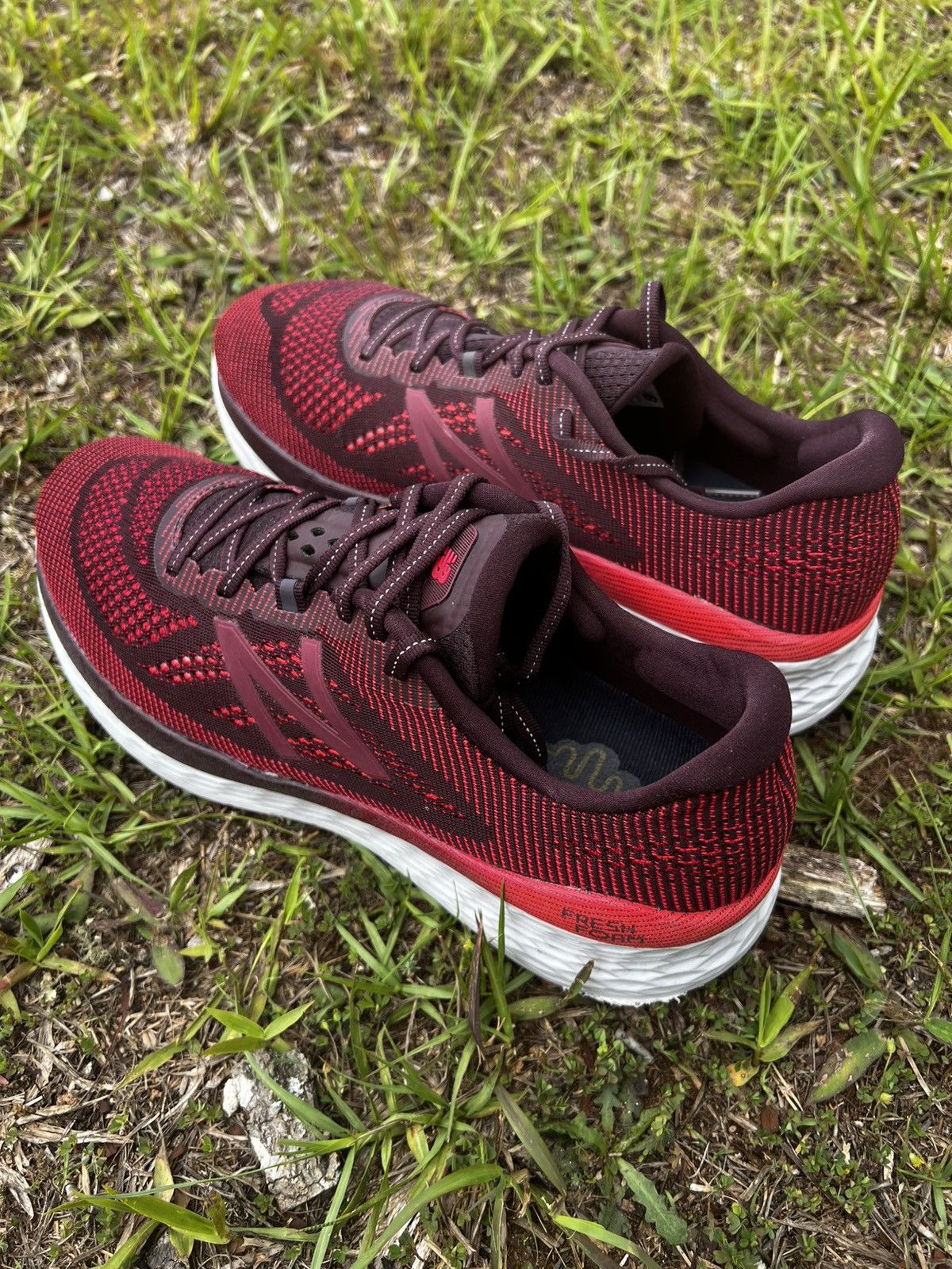 New Balance CLEAN New Balance size 12 Mens Red Fresh Foam More Running Size US 12 / EU 45 - 6 Thumbnail
