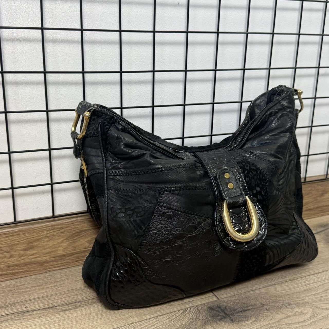 Vintage Vintage 2000s Black Leather Bag Affilaction Size ONE SIZE - 2 Thumbnail