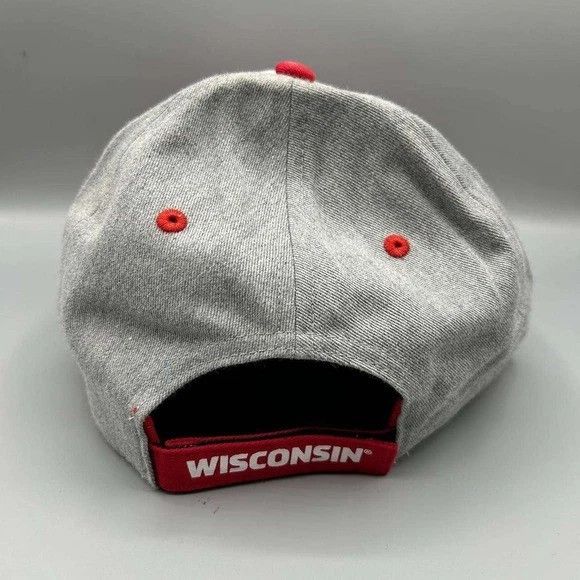 Other Wisconsin Badgers Hat Embroidered Fanatics Strap Back Cotton Size ONE SIZE - 4 Thumbnail