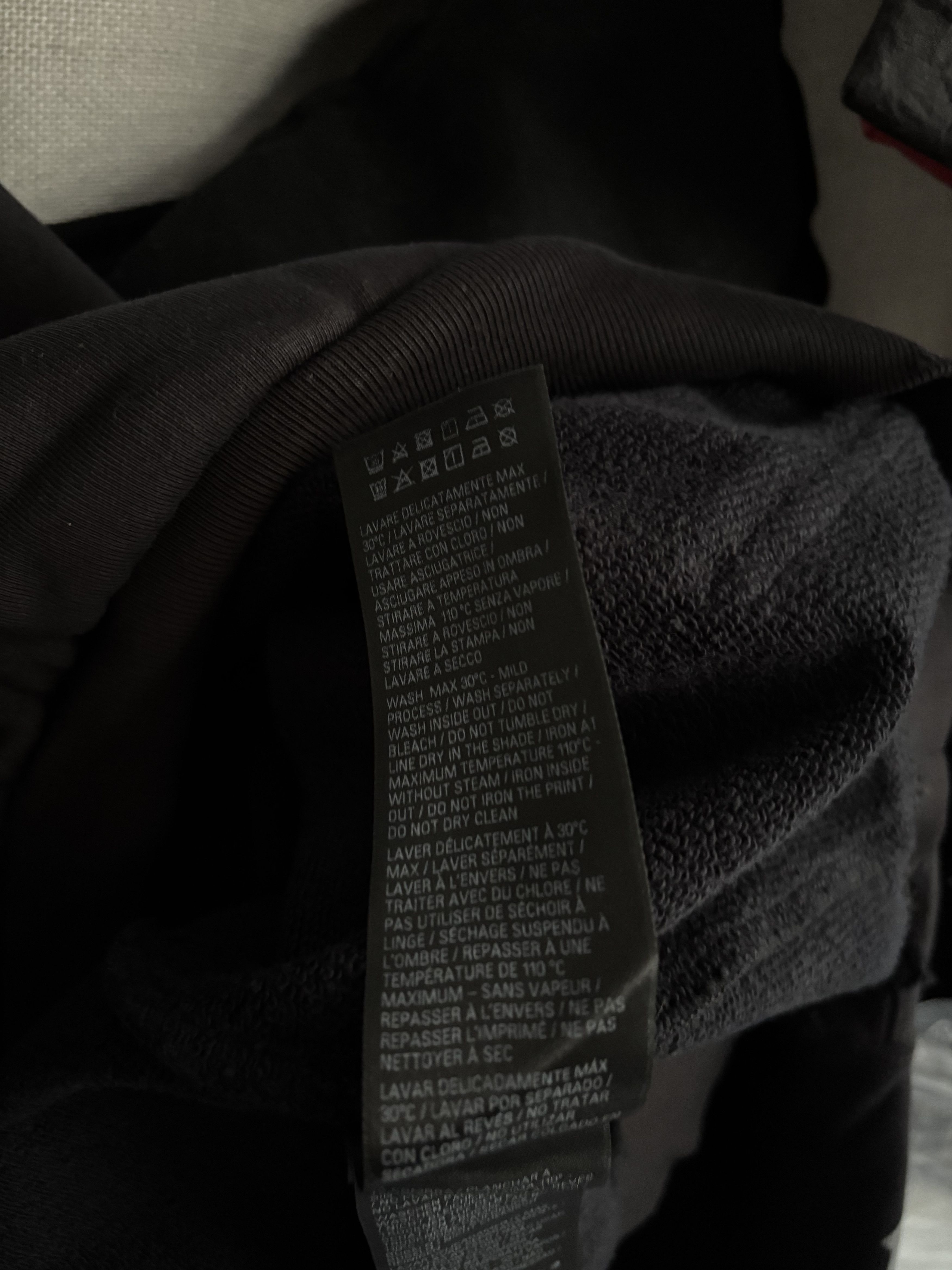 Balenciaga Balenciaga nologo hoodie Size US XS / EU 42 / 0 - 10 Thumbnail