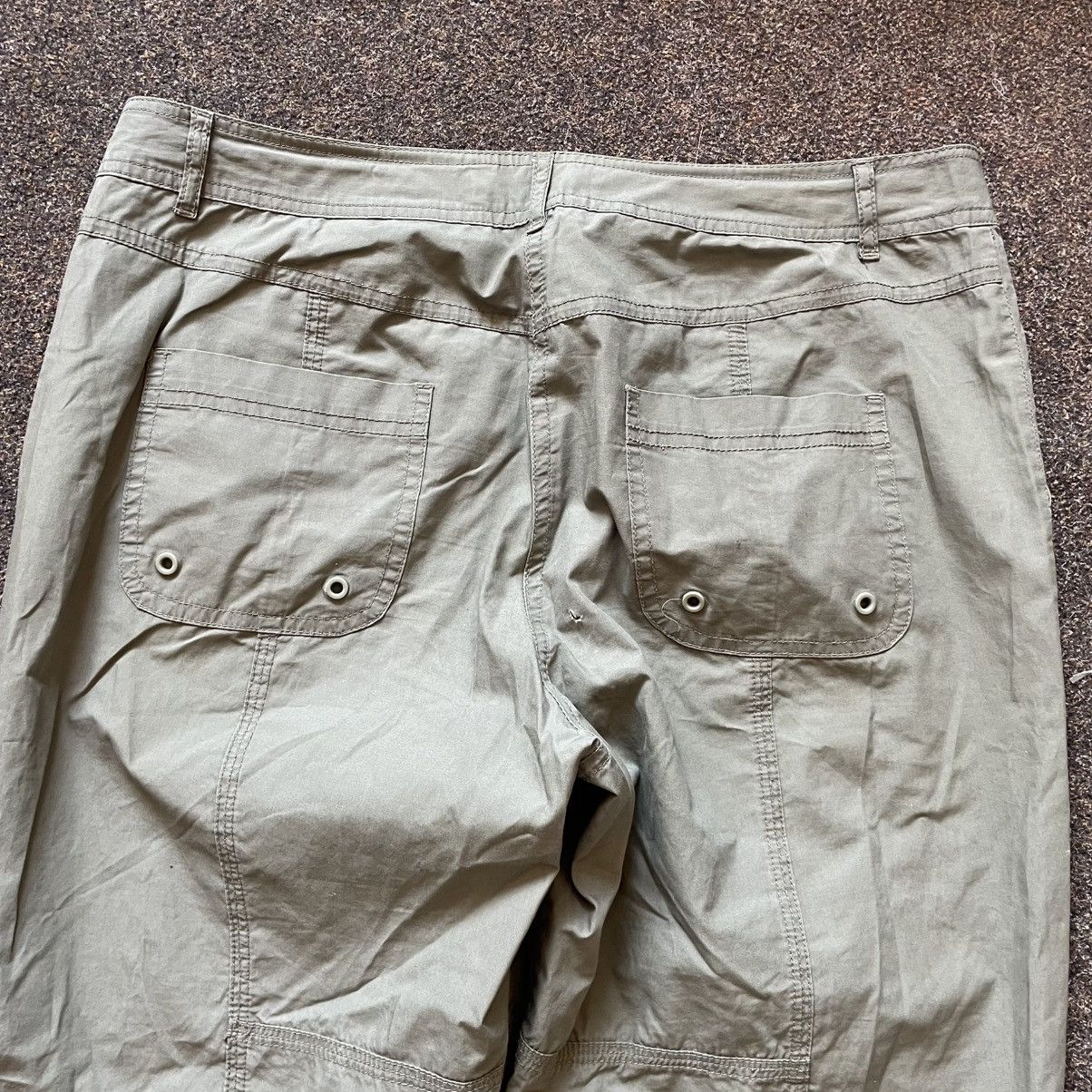 Vintage Vintage Y2K Baggy Cargo Pants Khaki Distressed Workwear Punk Size 32" / US 10 / IT 46 - 4 Thumbnail