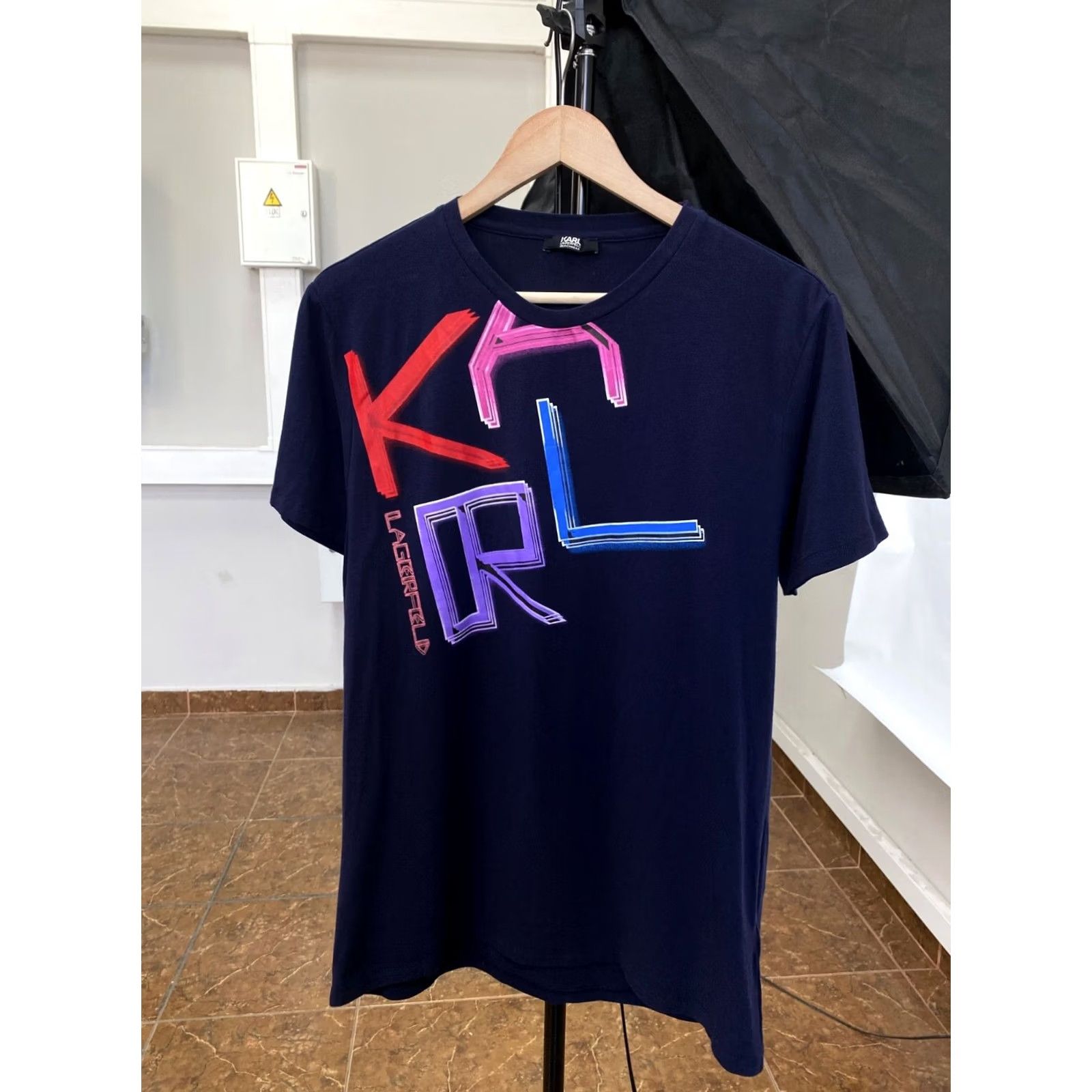 Karl Lagerfeld Karl Lagerfeld Beachwear T-Shirt M/L Dark Blue Retro Mens Shirt Size US L / EU 52-54 / 3 - 2 Thumbnail