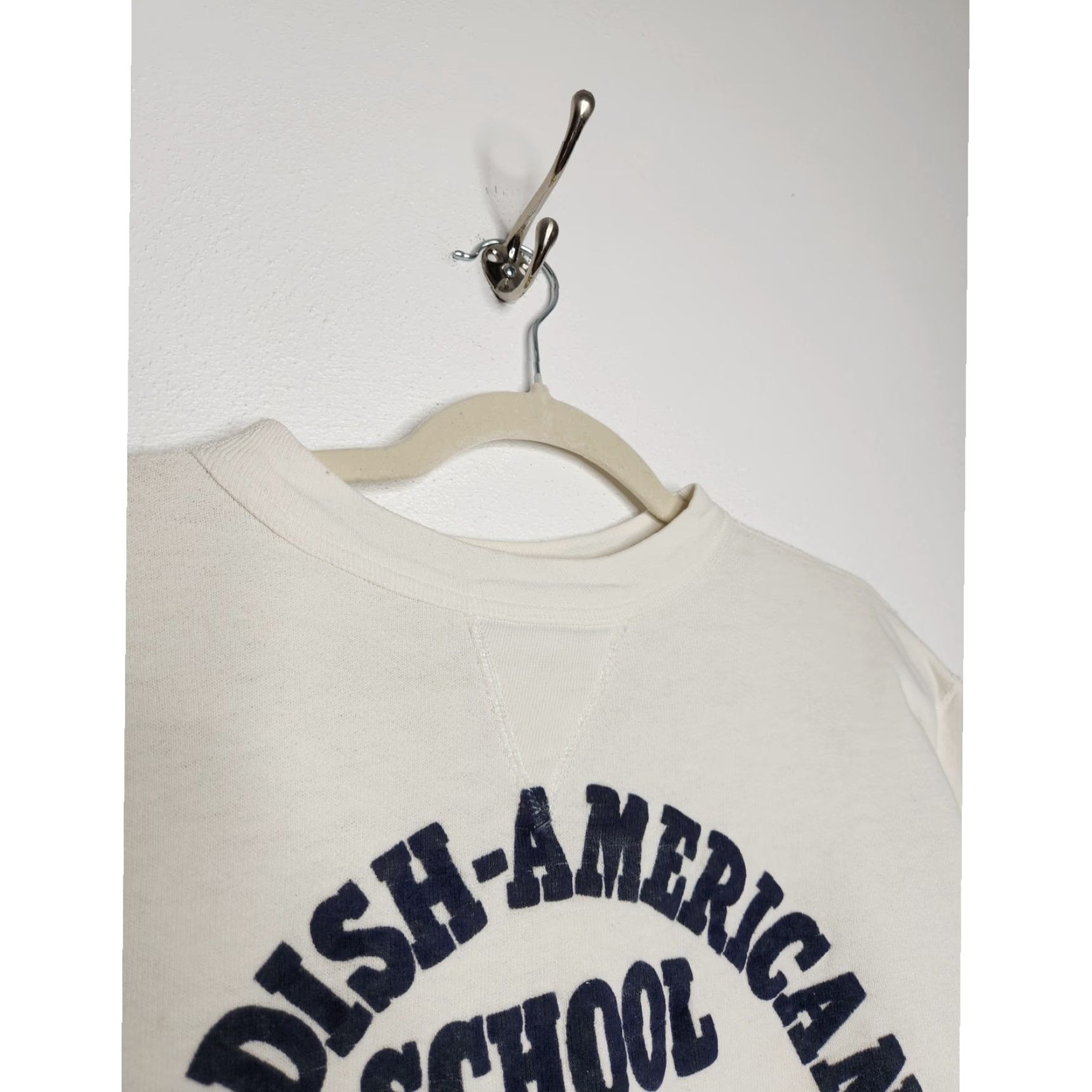 Vintage Vintage Swedish American School Nursing Crewneck Sweatshirt Shirt Unisex Adults XS White 60s 50s VINTAGE Size US XS / EU 42 / 0 - 6 Thumbnail