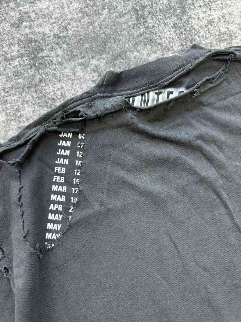 Balenciaga Balenciaga balenciaga black distressed short sleeve tshirt Size US M / EU 48-50 / 2 - 6 Thumbnail