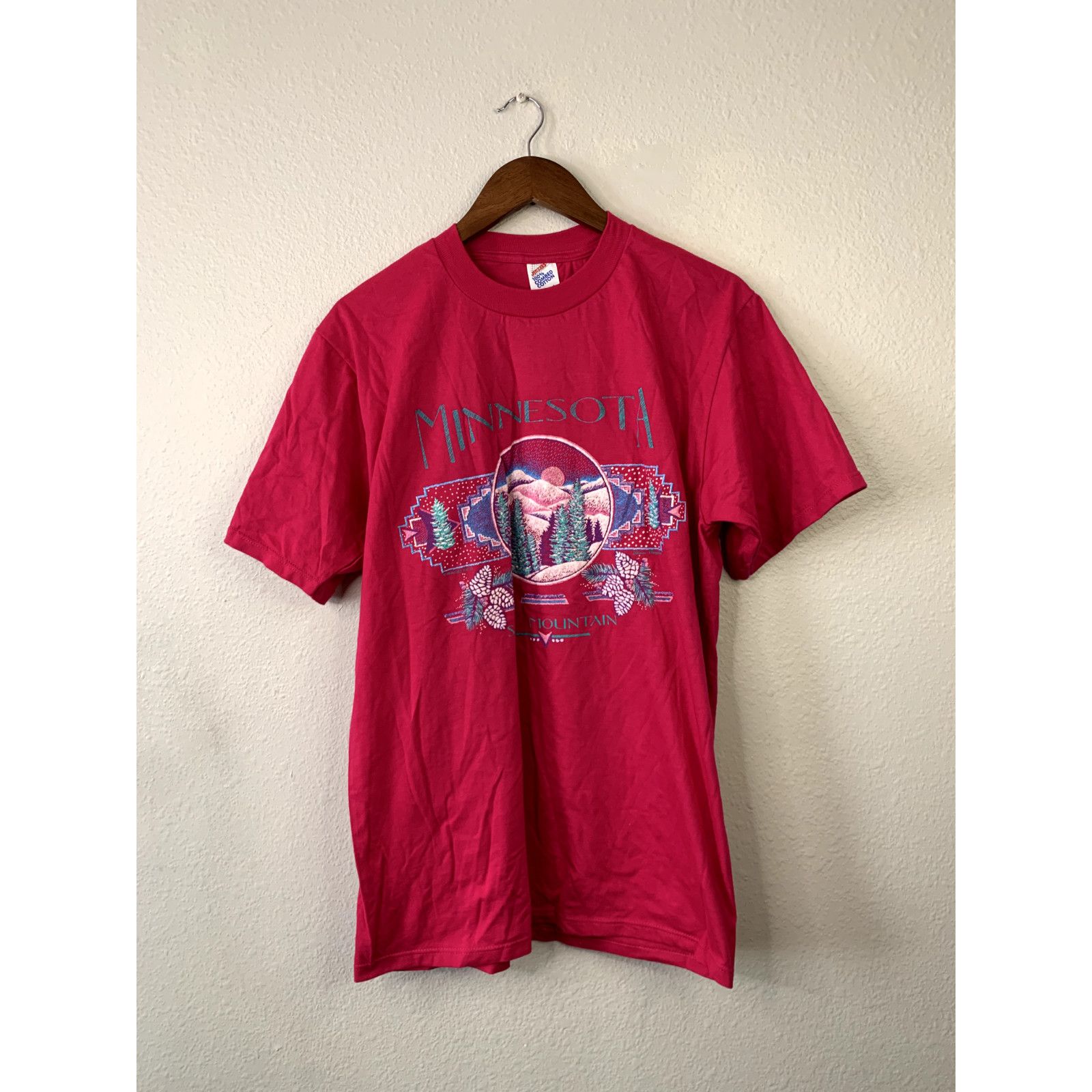 Jerzees Vintage Spirit Mountain Shirt Minnesota MN T-Shirt VTG 90s L Size US L / EU 52-54 / 3 - 1 Thumbnail