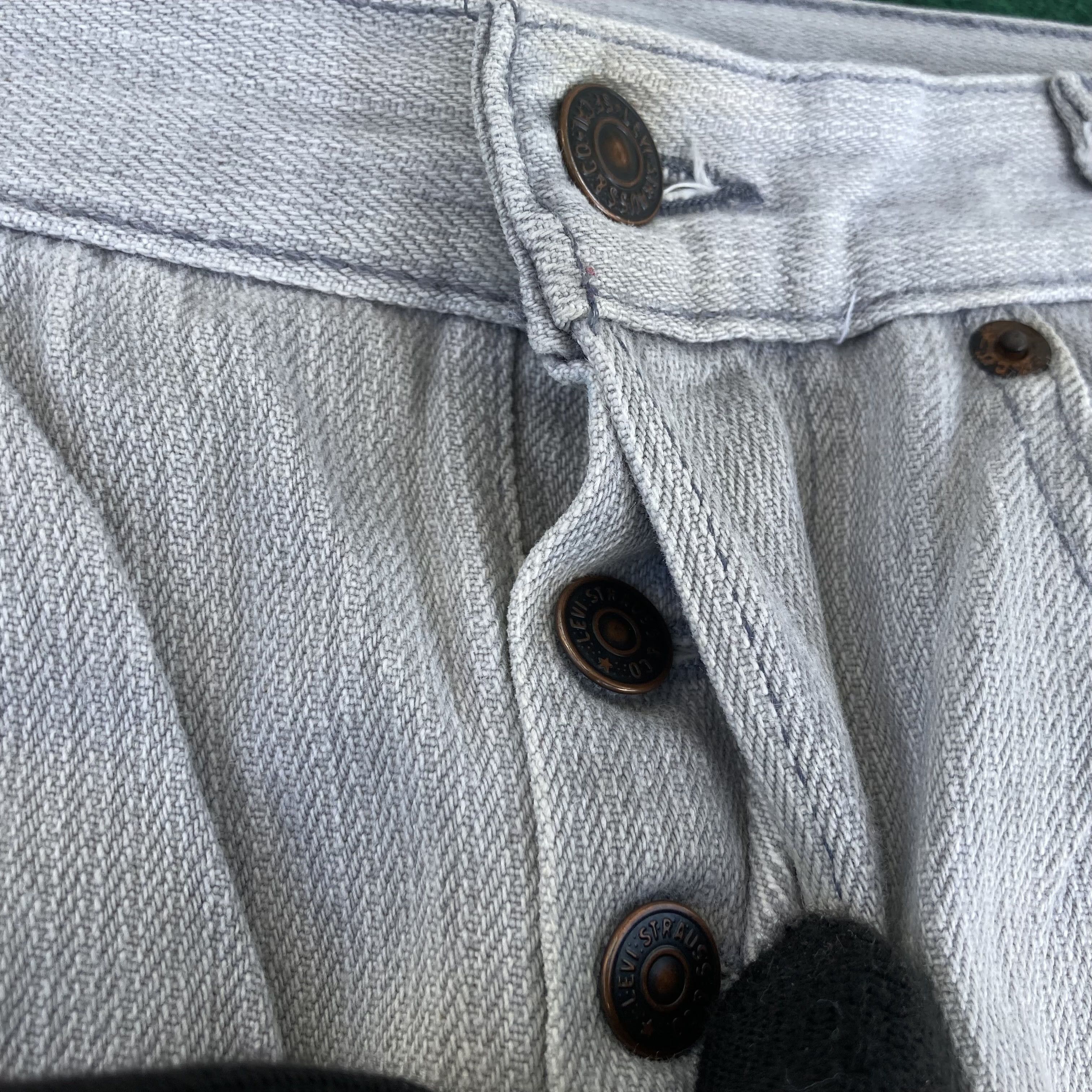 Levi's × Vintage Vtg Levis 701 Button Fly Sz 26 Denim Jeans Size US 26 / EU 42 - 4 Thumbnail