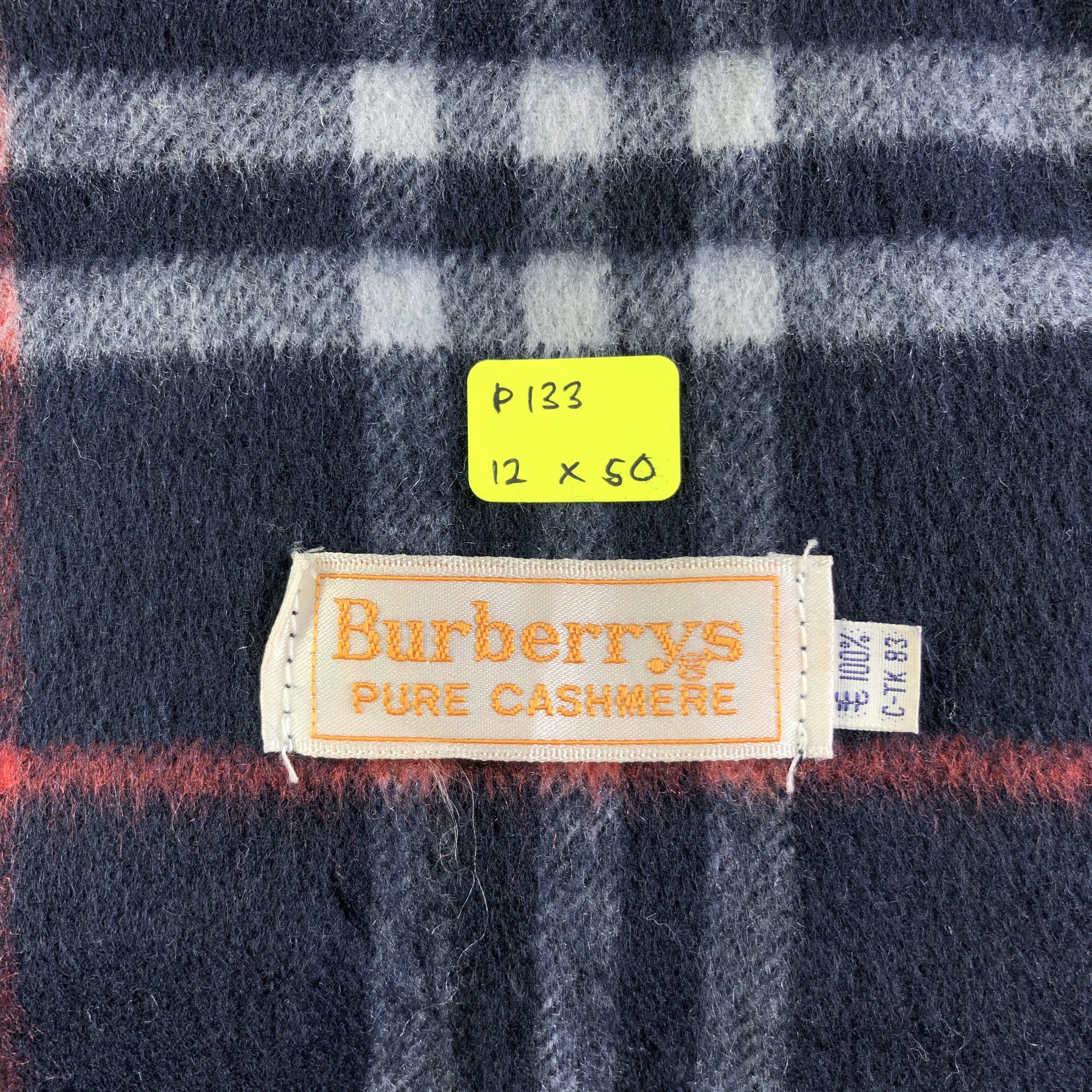 Burberry Burberry Pure Cashmere Scarf / Muffler / Neckwear P133 Size ONE SIZE - 7 Thumbnail