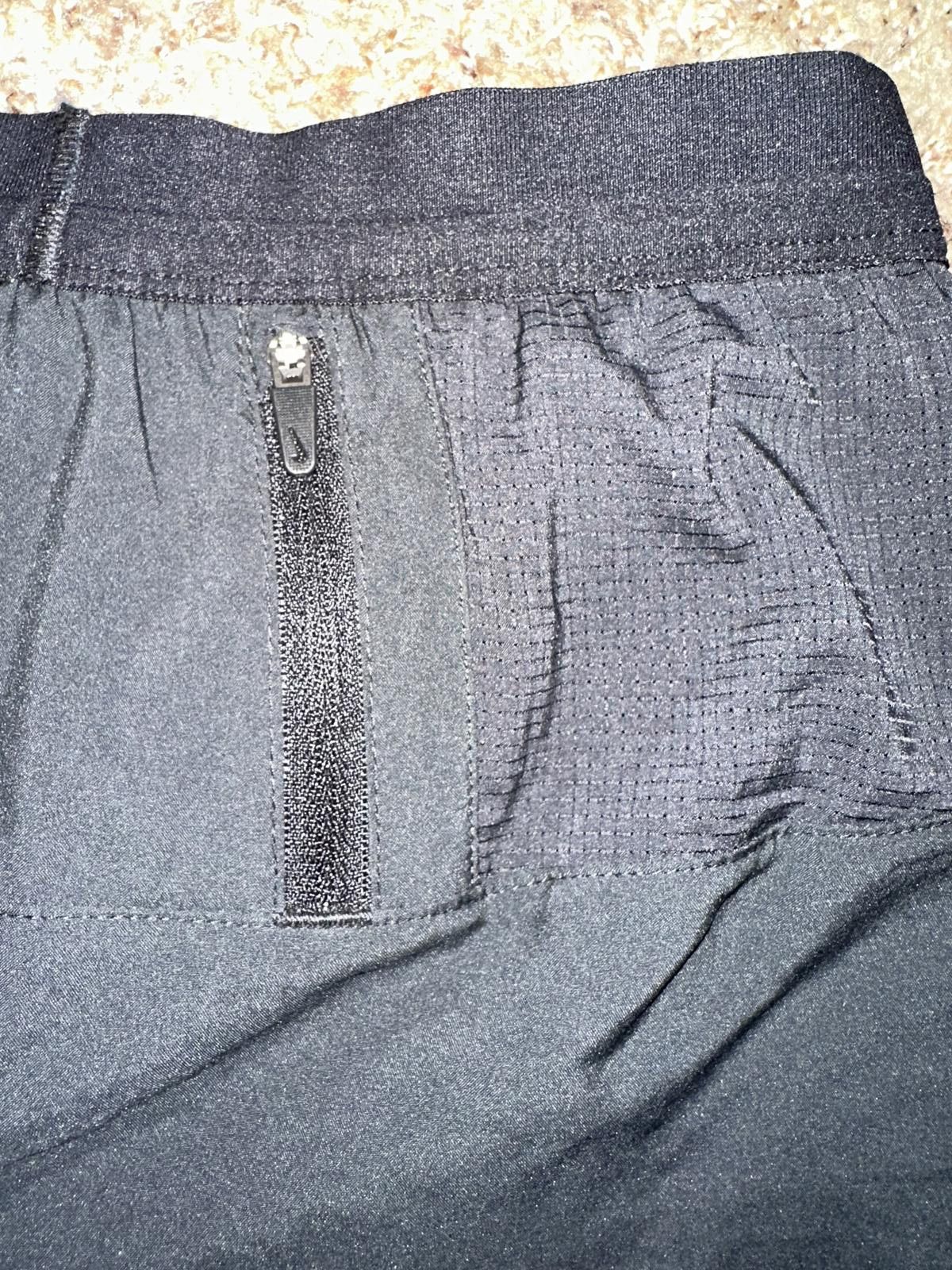 Nike Nike Challenger 6” Running Shorts Size US 30 / EU 46 - 8 Thumbnail