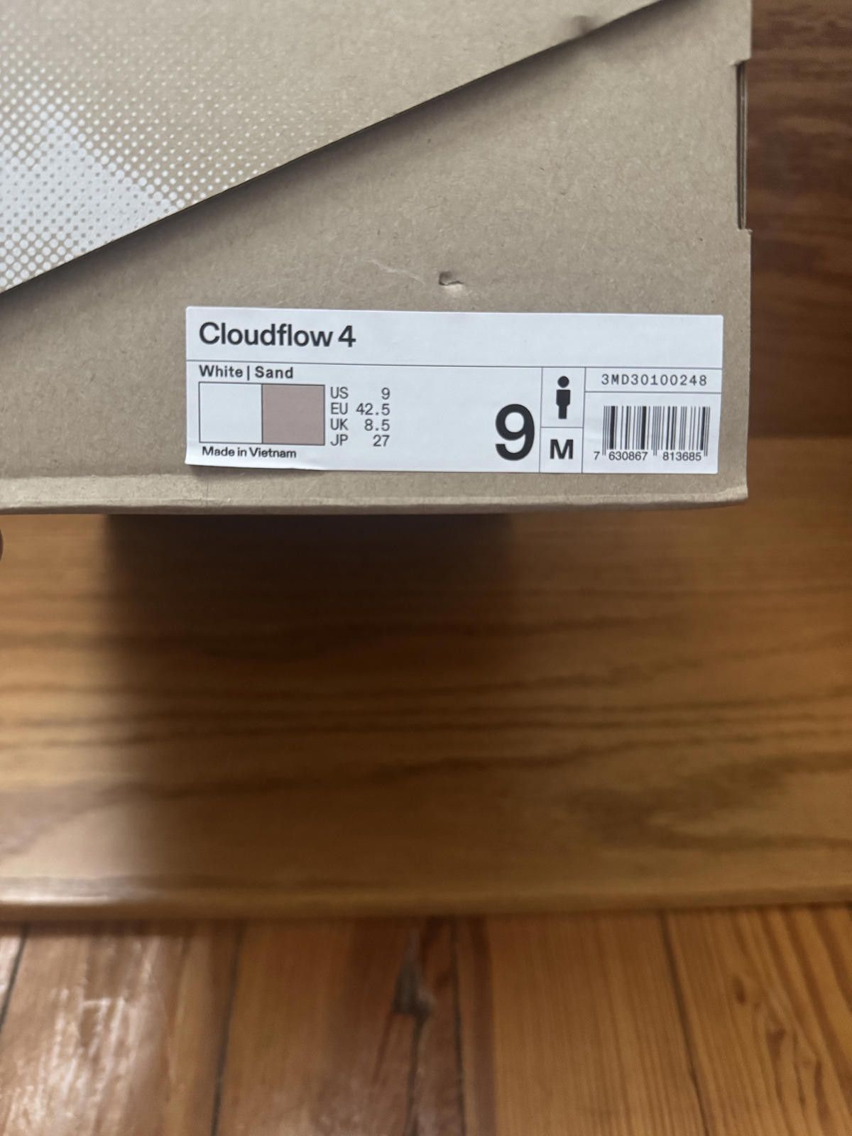 On On Cloudflow 4 Men's Running Sneakers - White/Sand, Size 9 Size US 9 / EU 42 - 2 Thumbnail