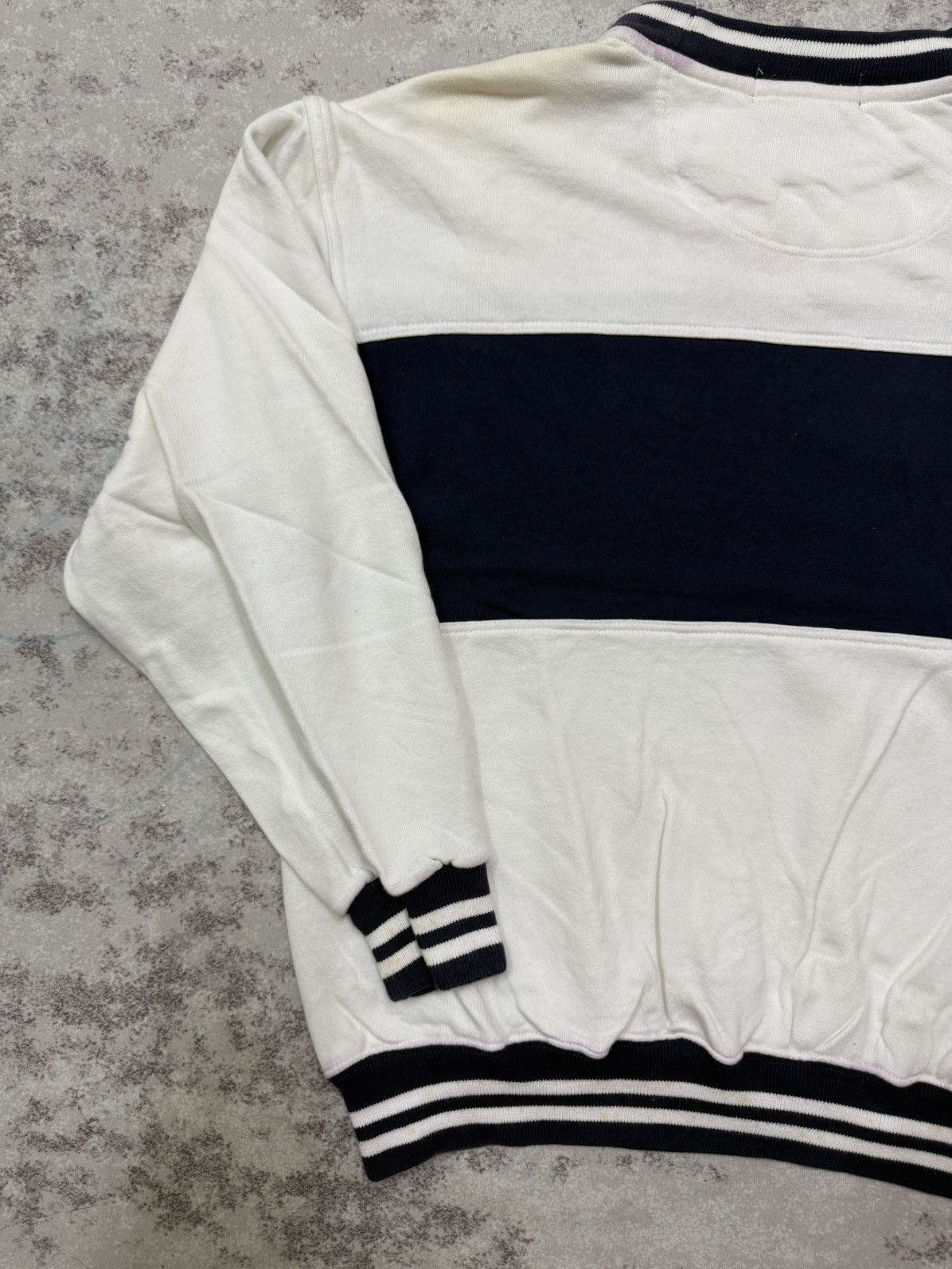 Vintage Vintage 90s Stuart Kent Embroidery Logo Cropped Sweatshirt Size US M / EU 48-50 / 2 - 12 Thumbnail