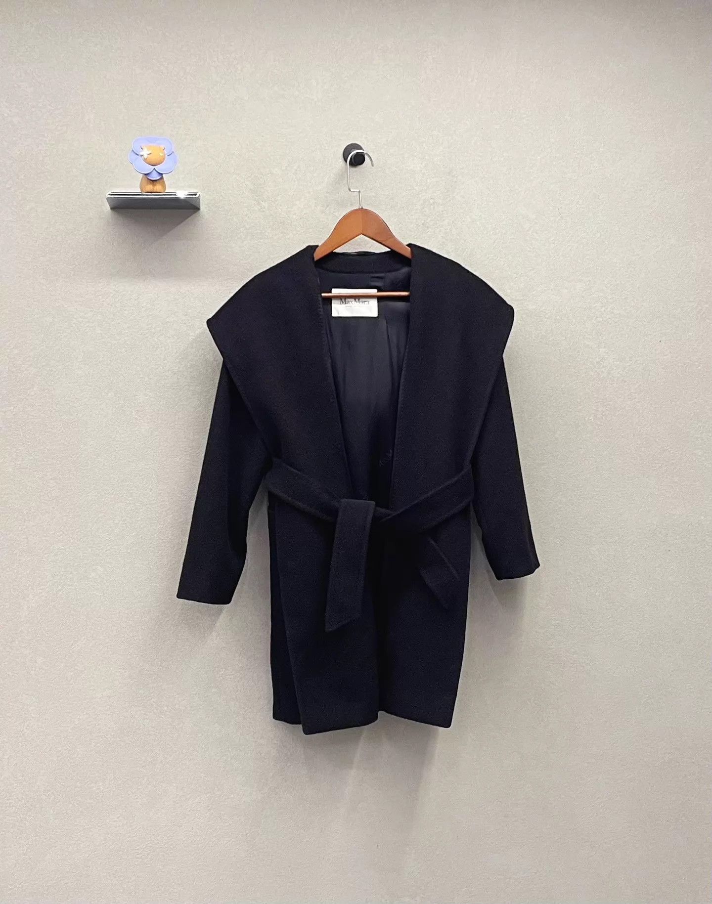 Max Mara Maxmara Women's Black Tailored Overcoat 36 Size XS / US 0-2 / IT 36-38 - 2 Thumbnail