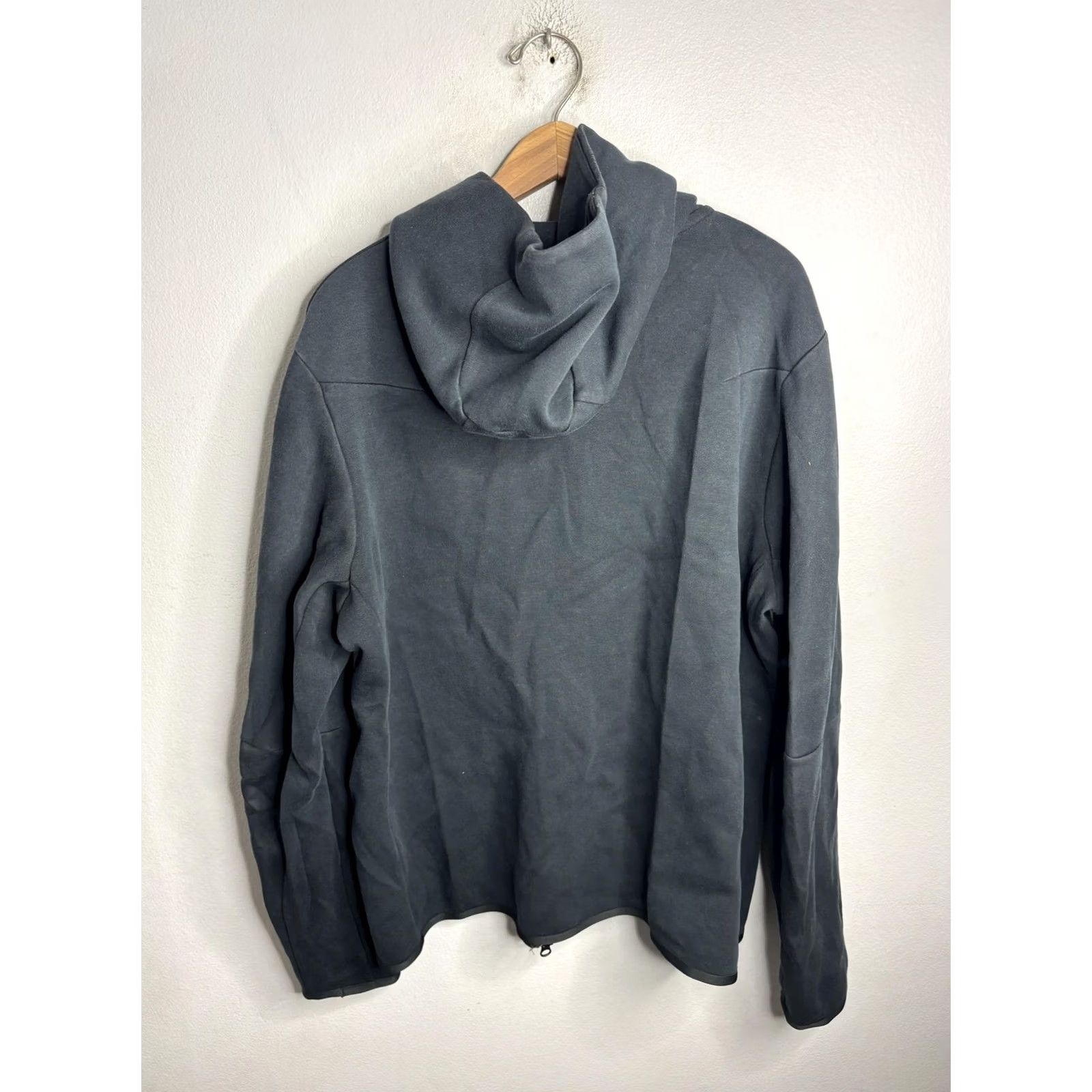 Nike Nike Jacket Mens L Gray Full Zip Hooded Reflective Stripe Pocket Athletic Size US L / EU 52-54 / 3 - 6 Thumbnail